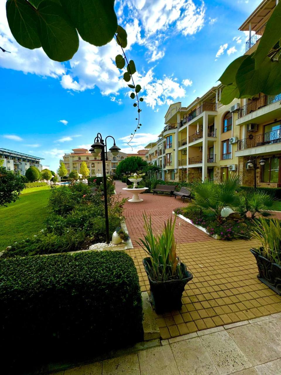 Nancy Sea View Apartment