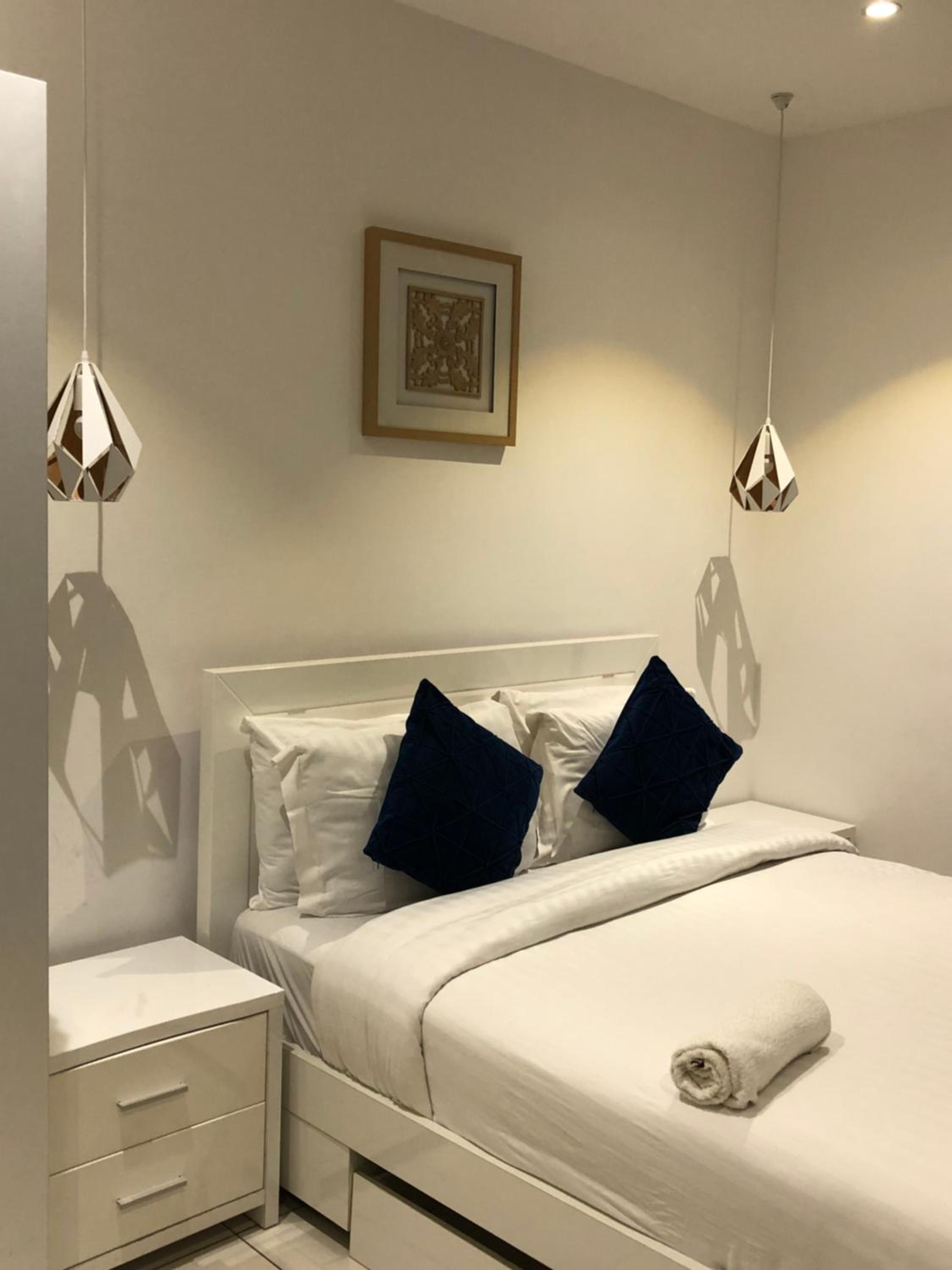 Embassy gardens by Cosy Retreat Apartments
