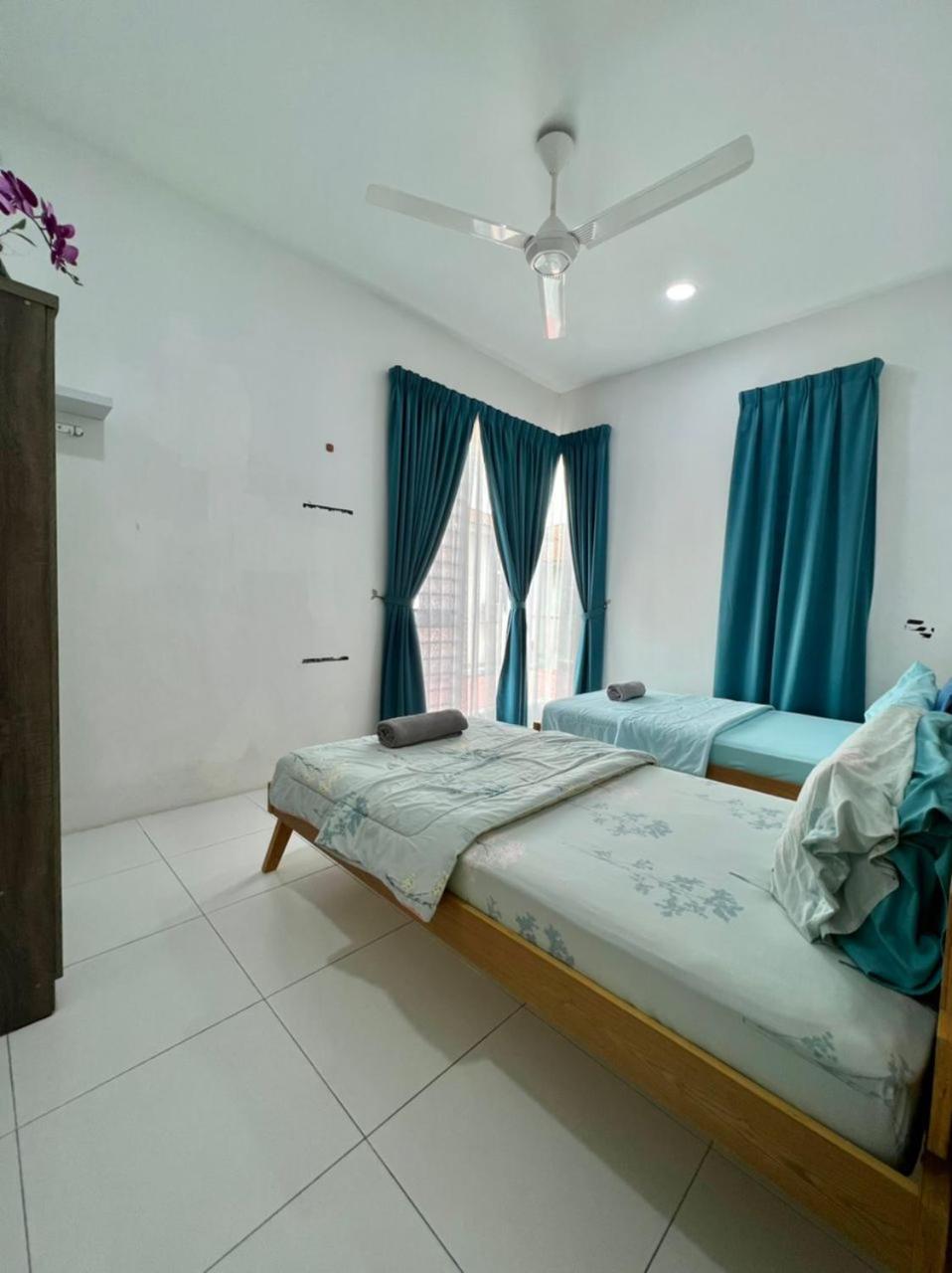 DrFiz Rumah Teratai Indah 4 bilik dan ruang tamu airconds - Semi D dua tingkat 500 meter daripada Hospital Sultanah Bahiyah Alor Setar photo 6