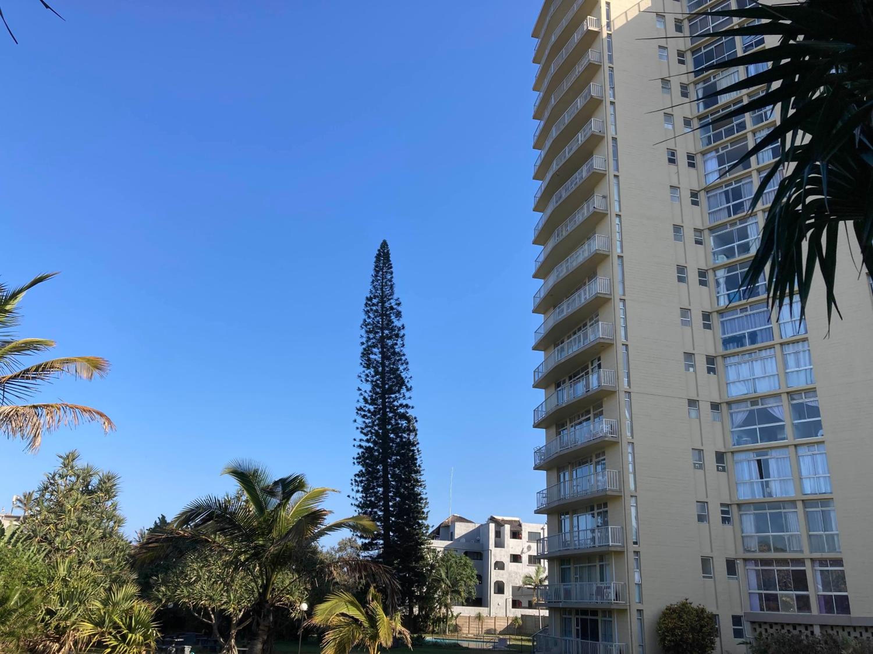 La Ballito Beachfront Breakaway