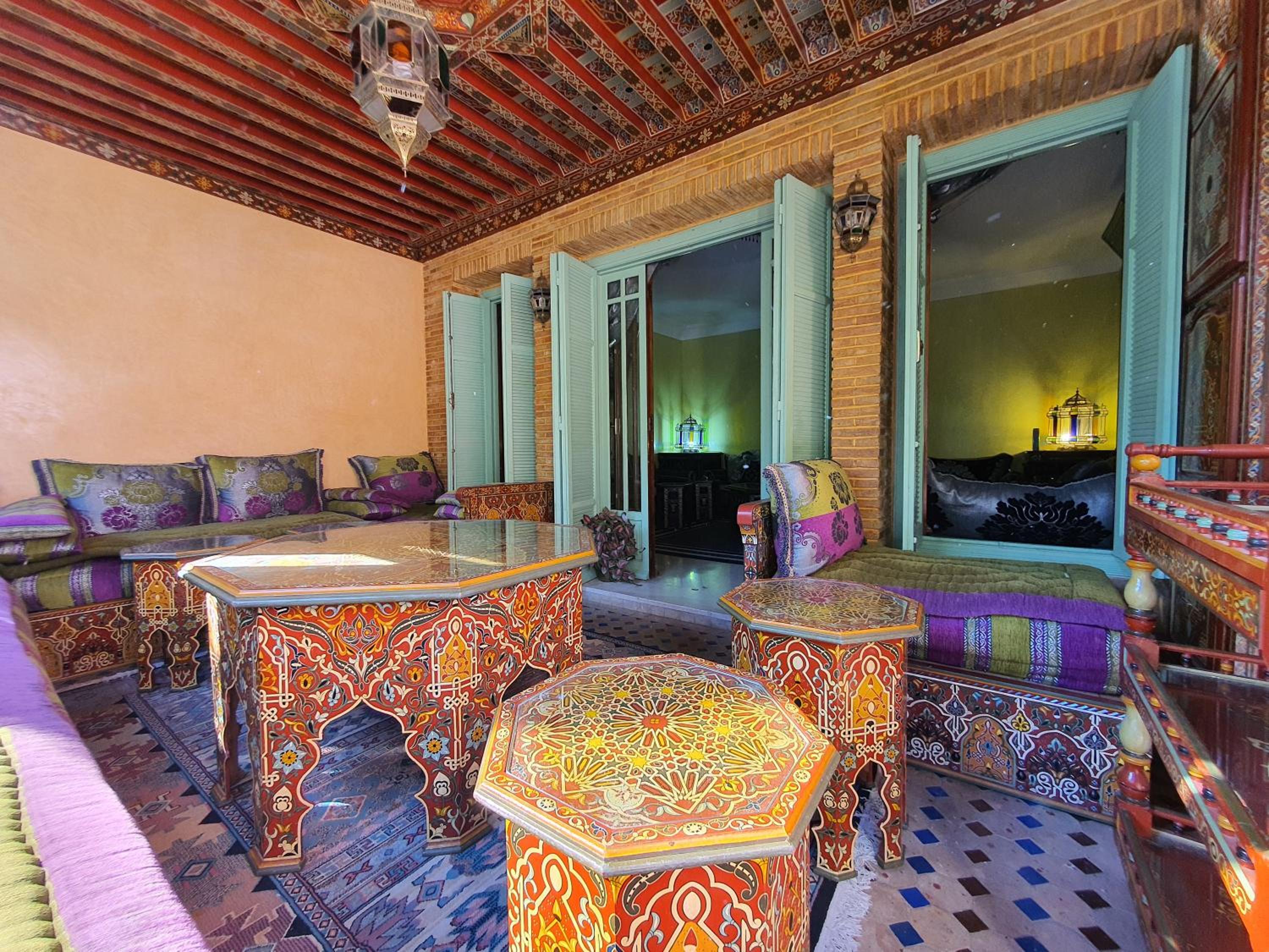 lounge