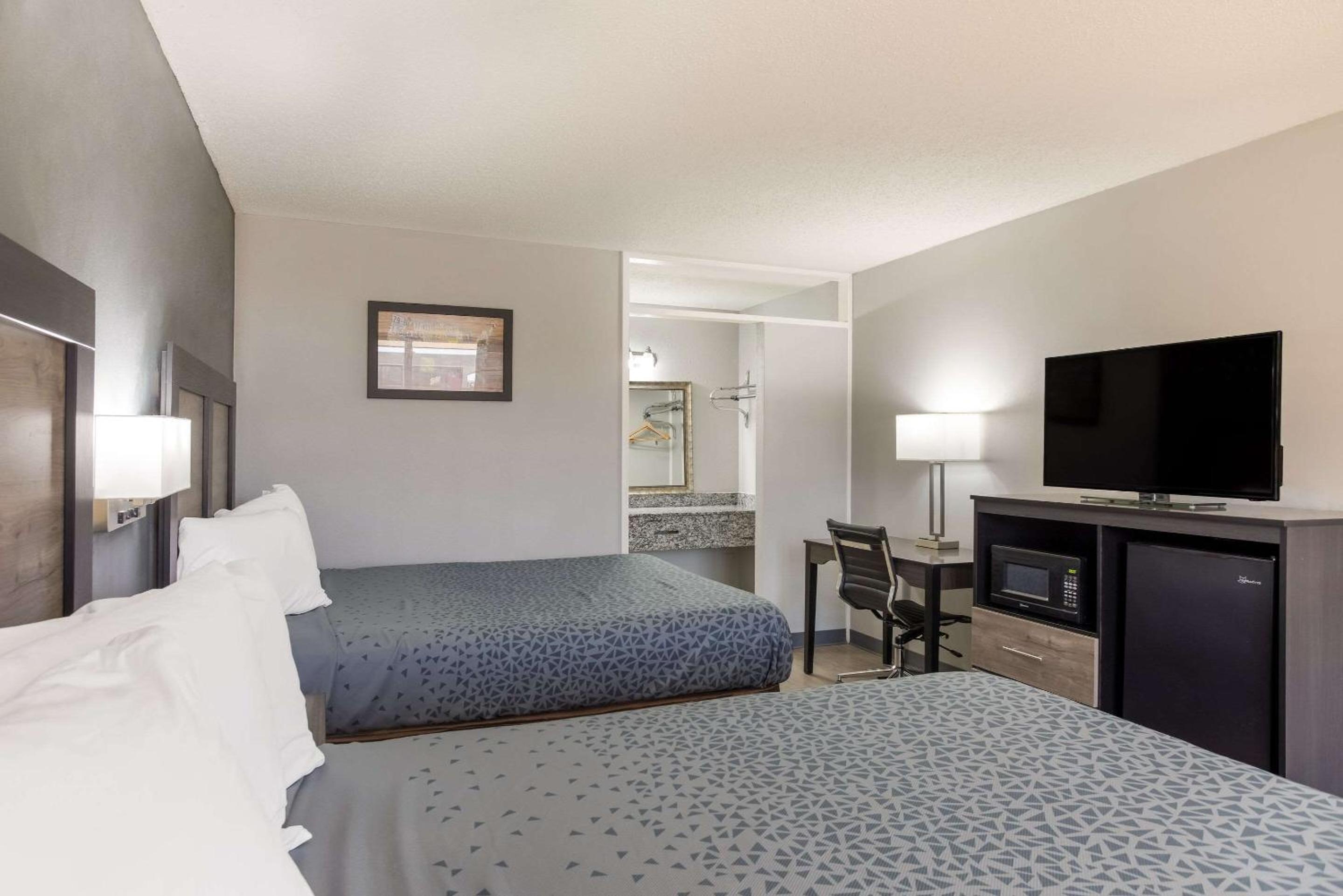 Econo Lodge Cave City