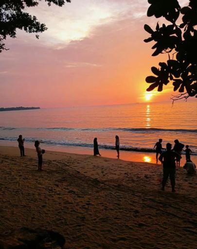 Penginapan pinggir pantai view 3