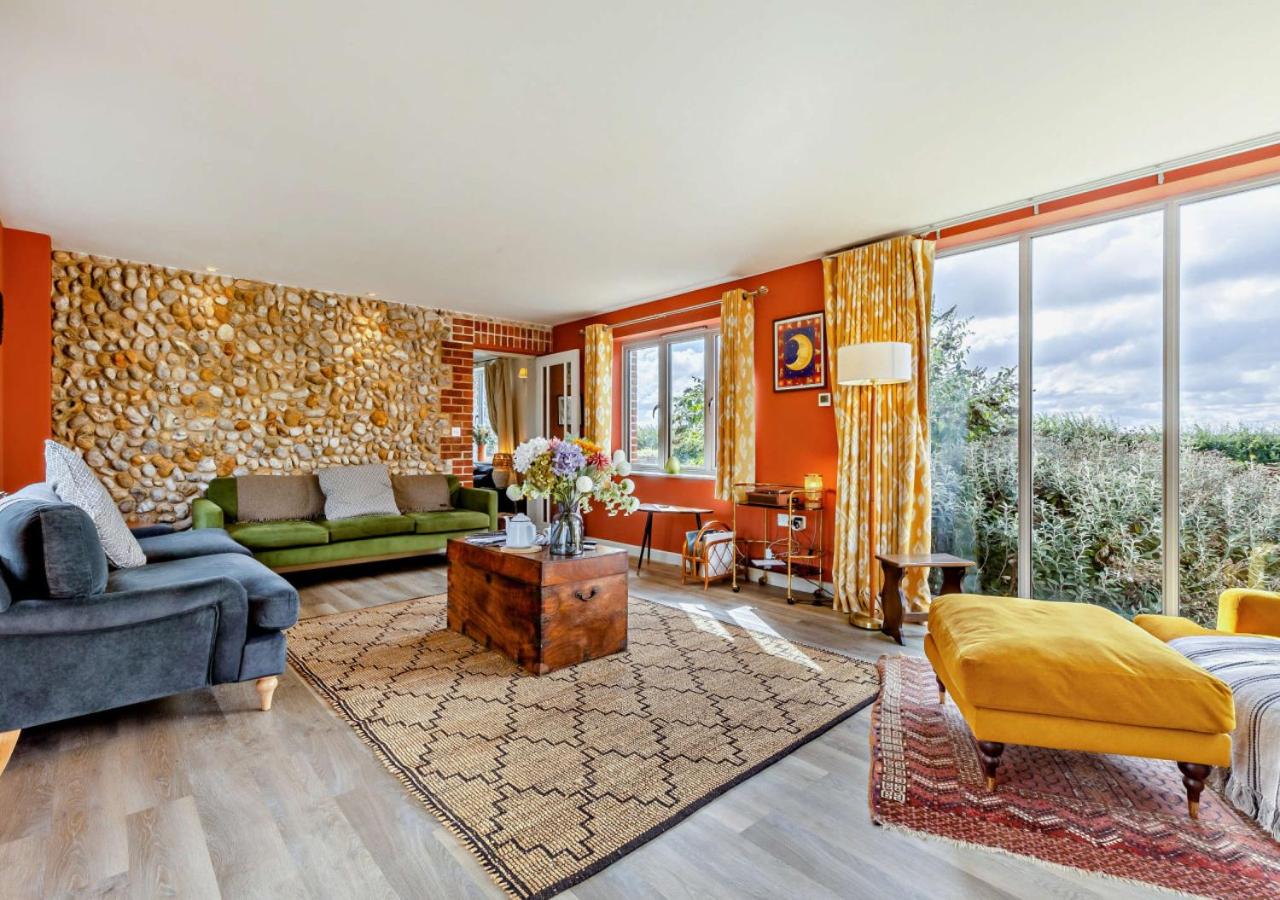 5 Bed in Langham oc-l944