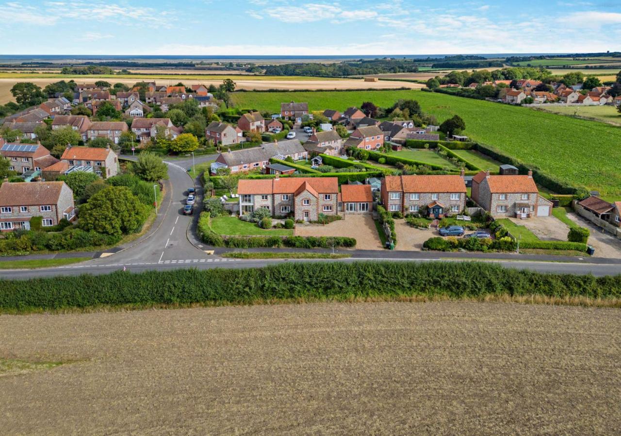 5 Bed in Langham oc-l944