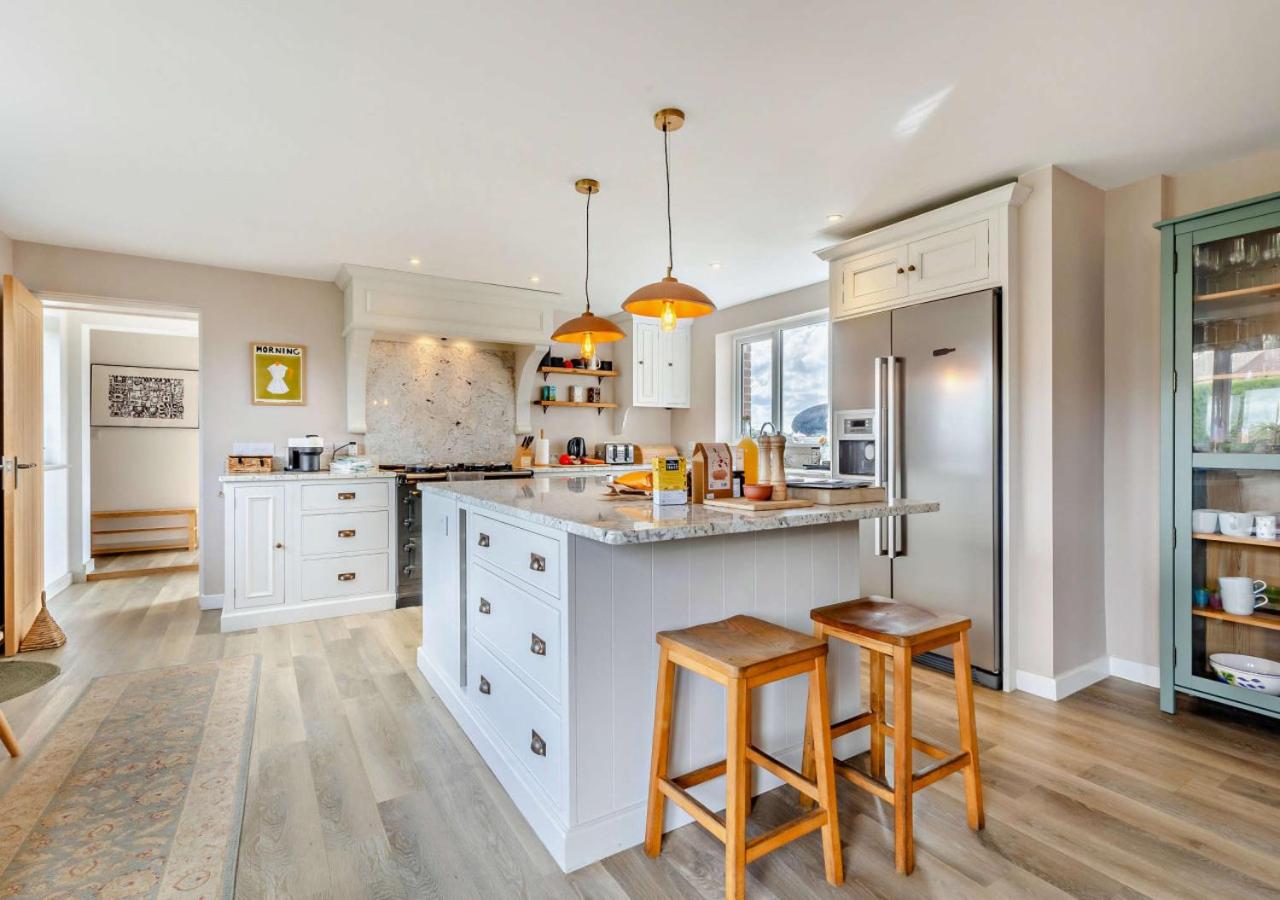 5 Bed in Langham oc-l944