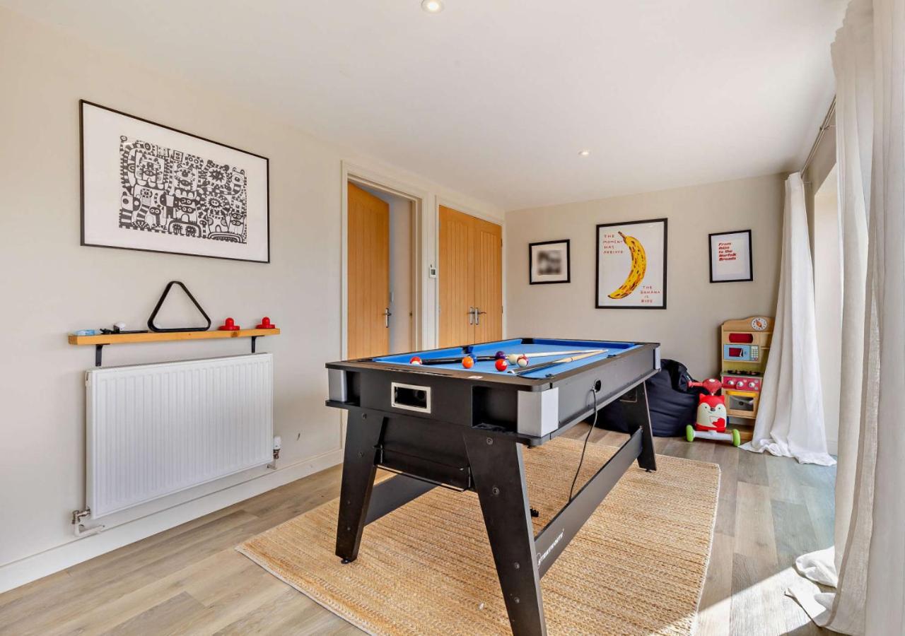 5 Bed in Langham oc-l944