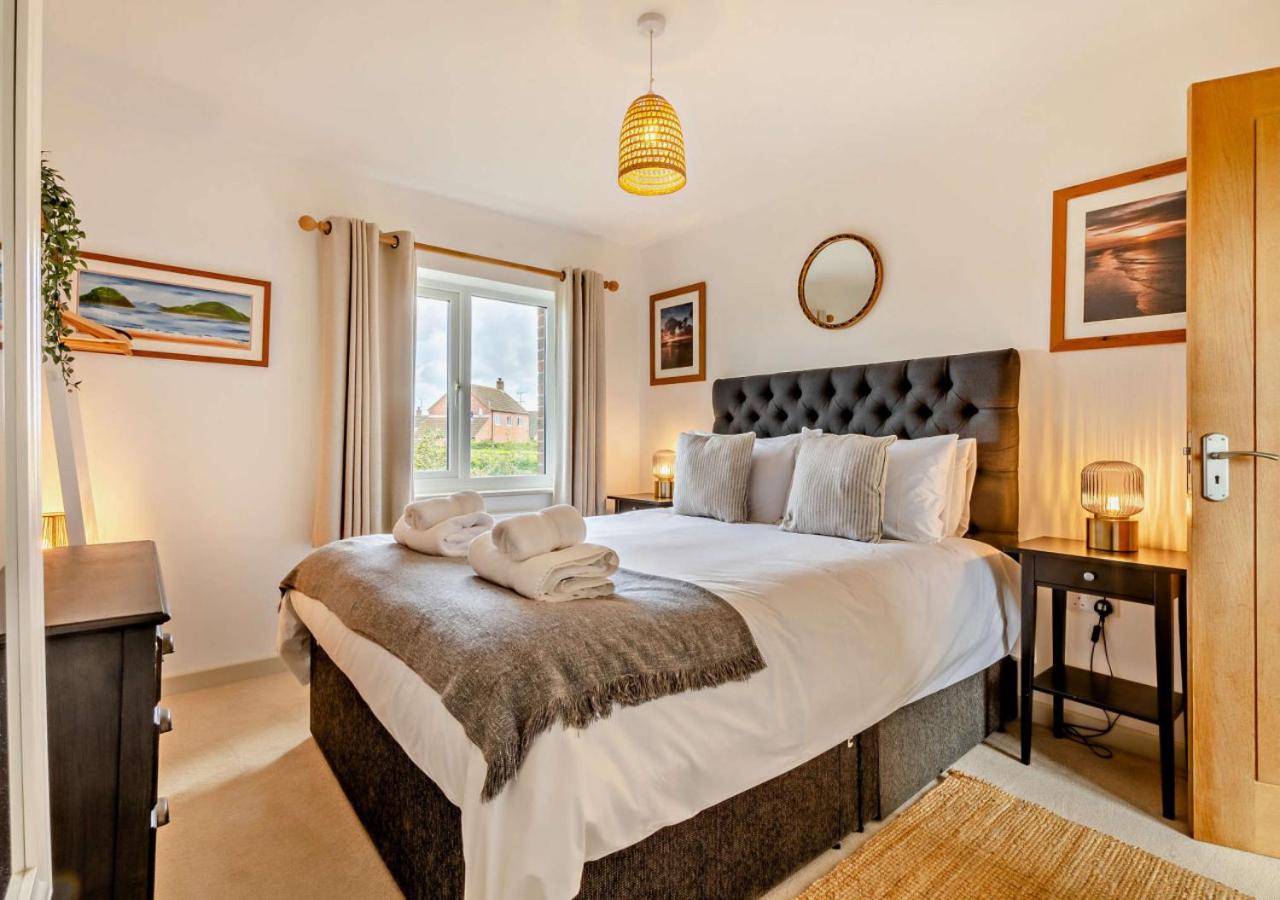 5 Bed in Langham oc-l944