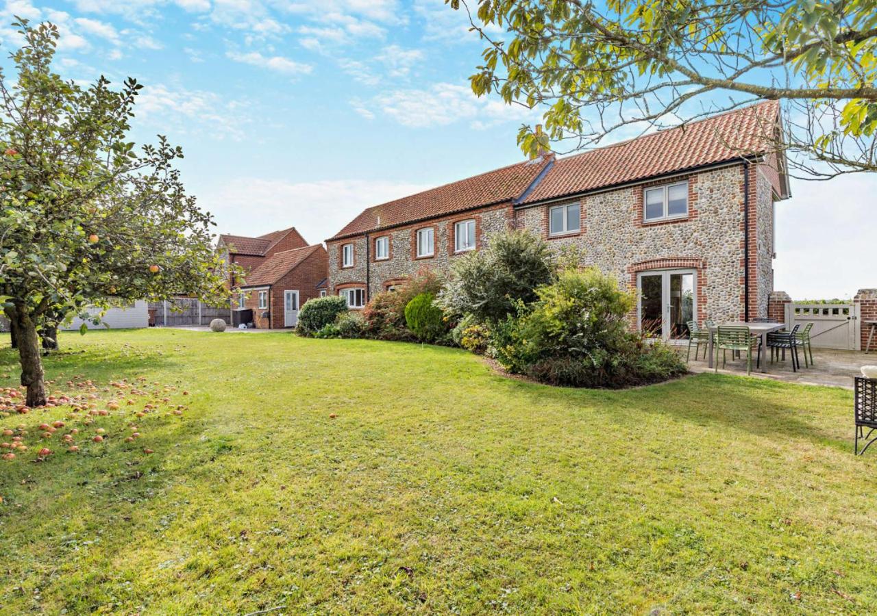 5 Bed in Langham oc-l944