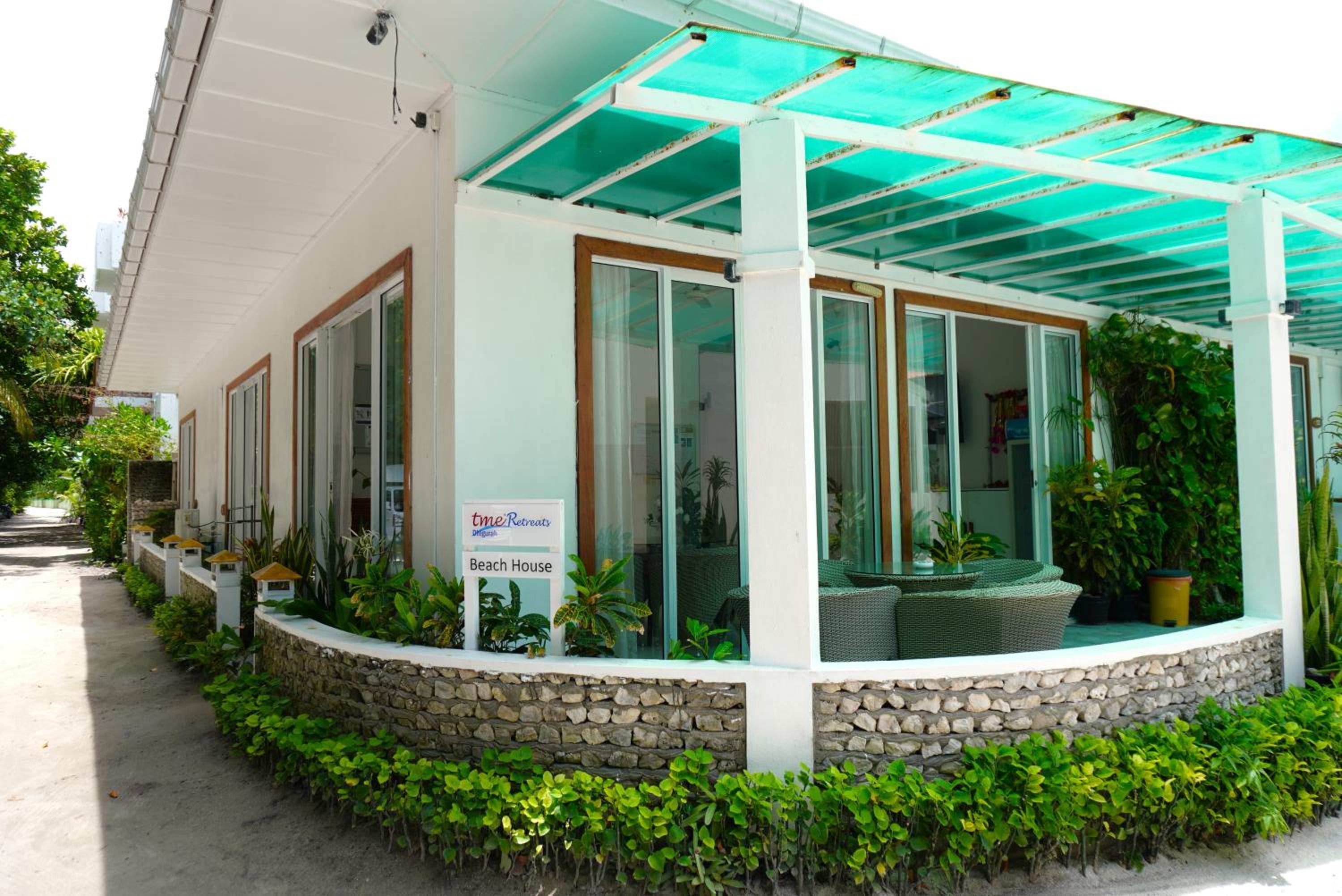 TME Retreats Dhigurah