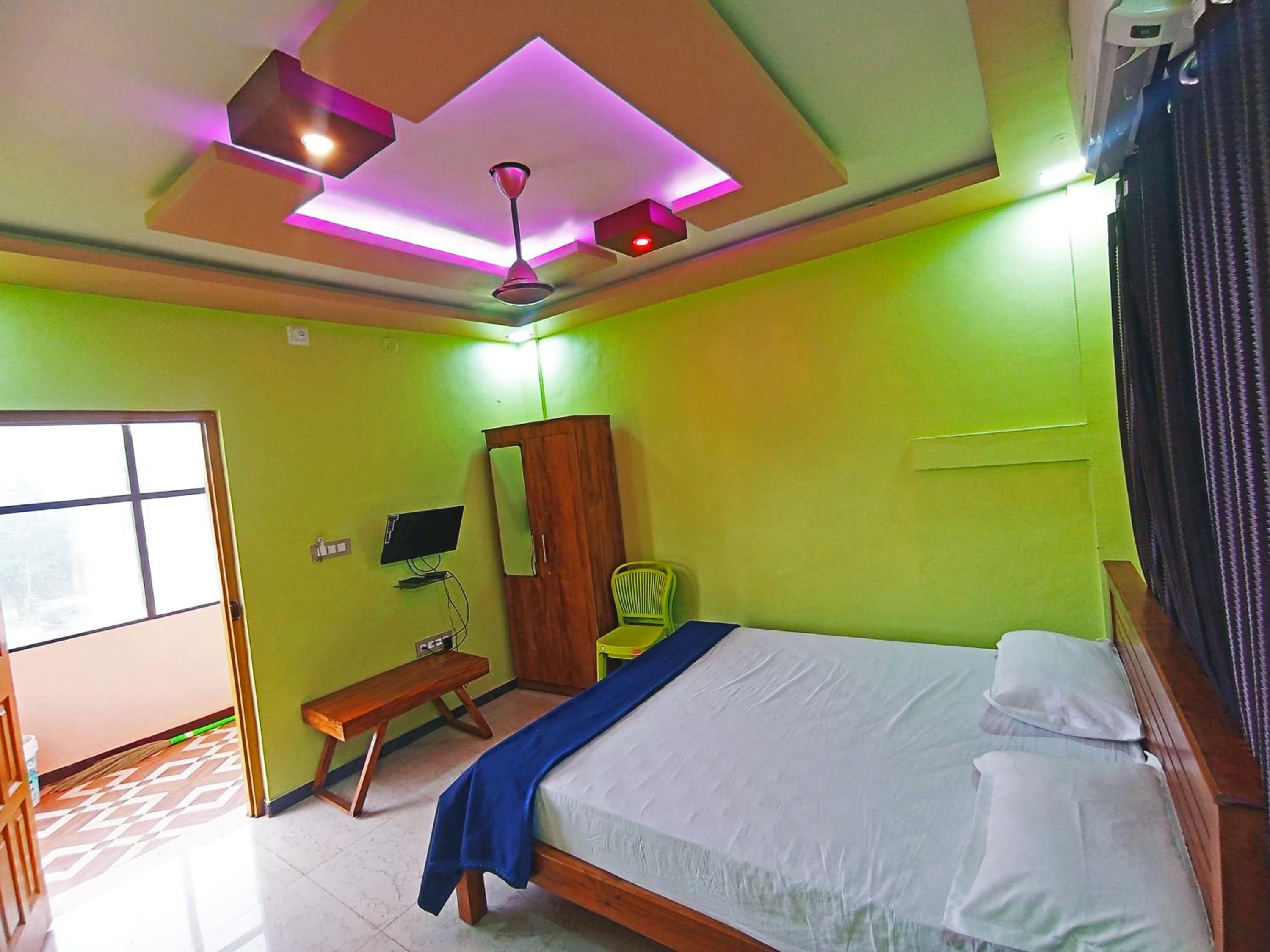 Chinnu Lodge view 4