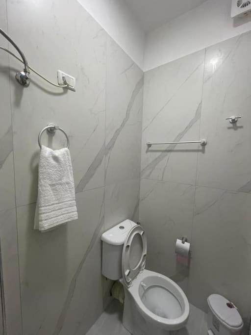 Cozy Studio Apartment near the Beach