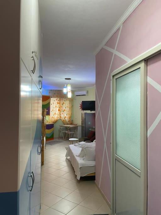 Cozy Studio Apartment near the Beach