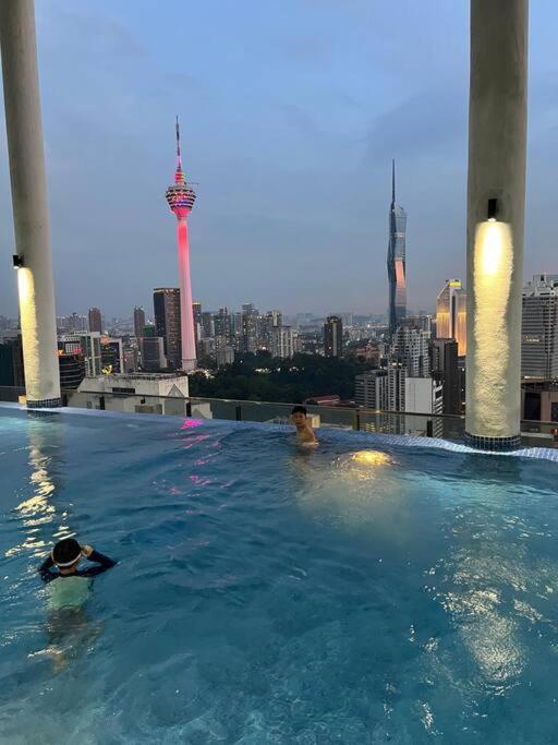 kUALA Lumpur skypool studio