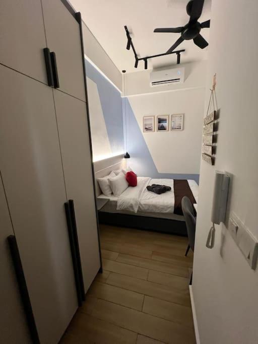 kUALA Lumpur skypool studio