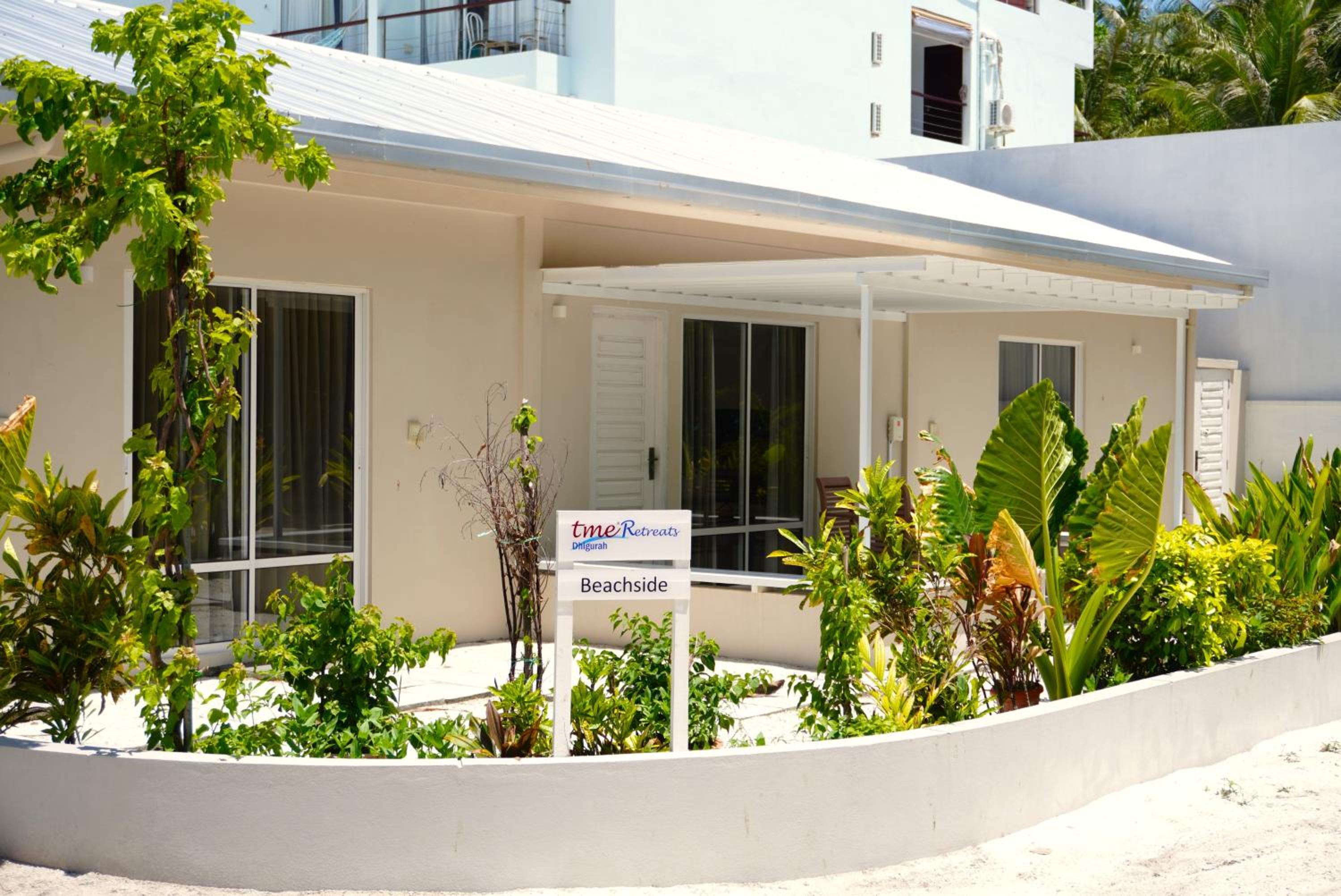 TME Retreats Dhigurah
