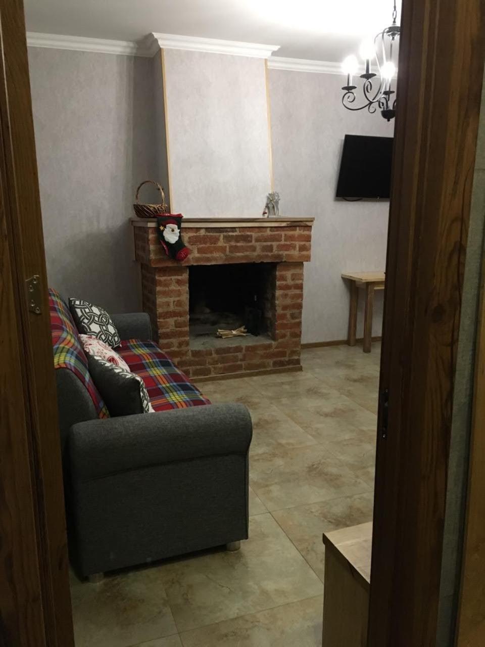 Photo 33
