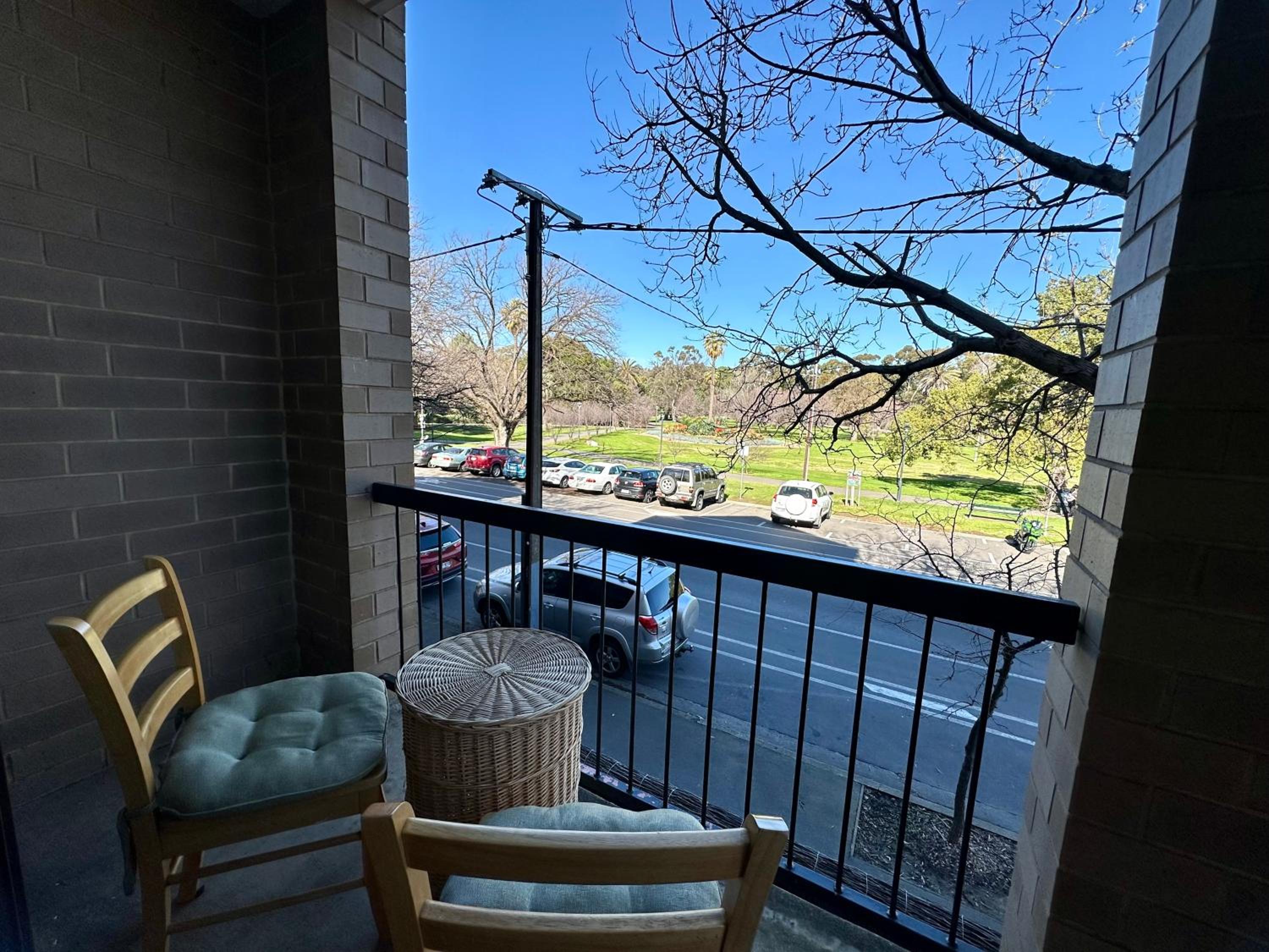 Relaxing park view 2 bedrooms apartment Free Wi-Fi