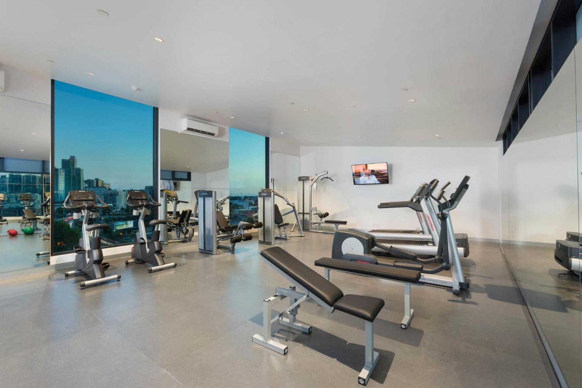 Mega Style Apartments Southbank Grand