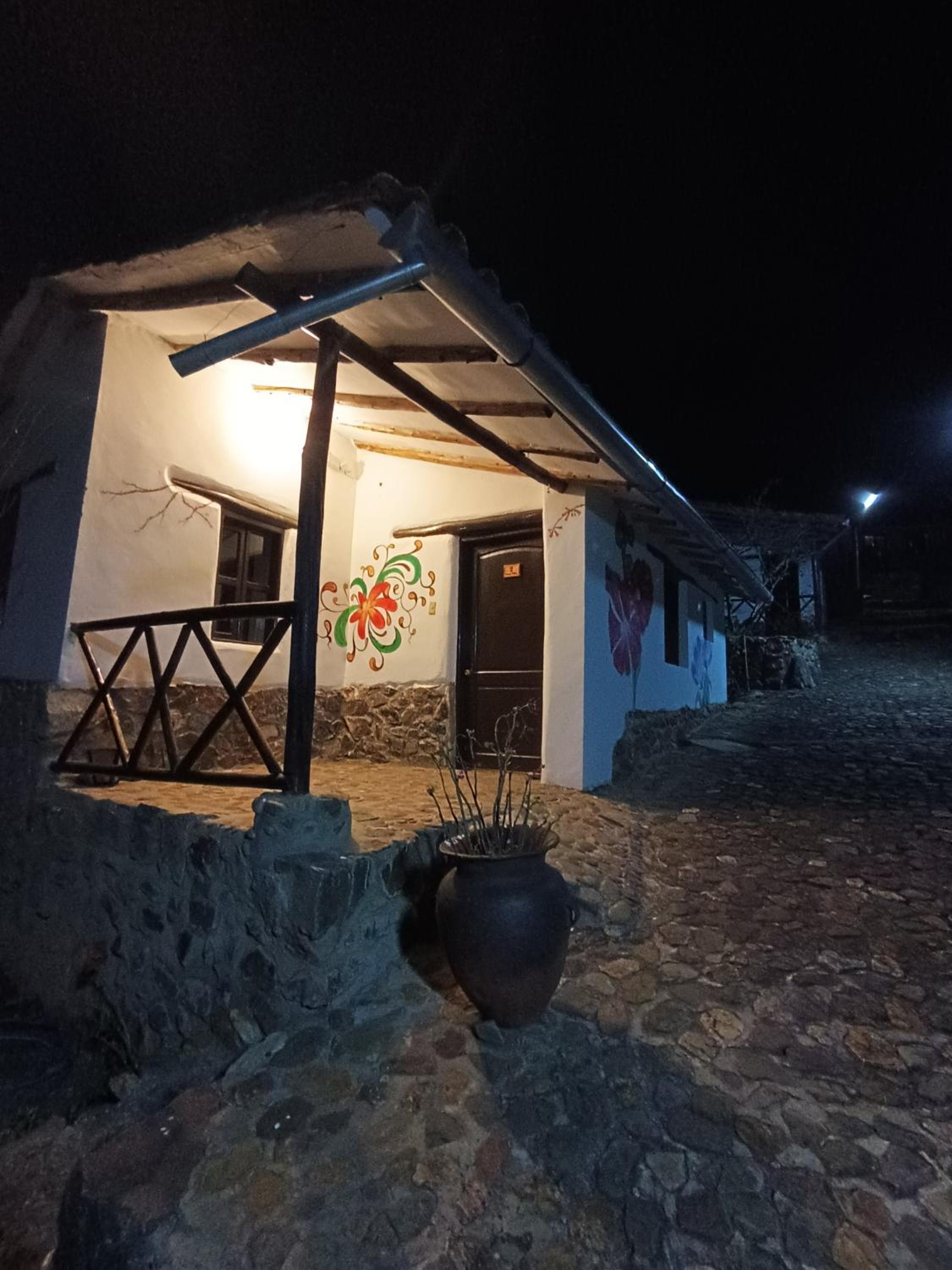 Tika bungalows hotel