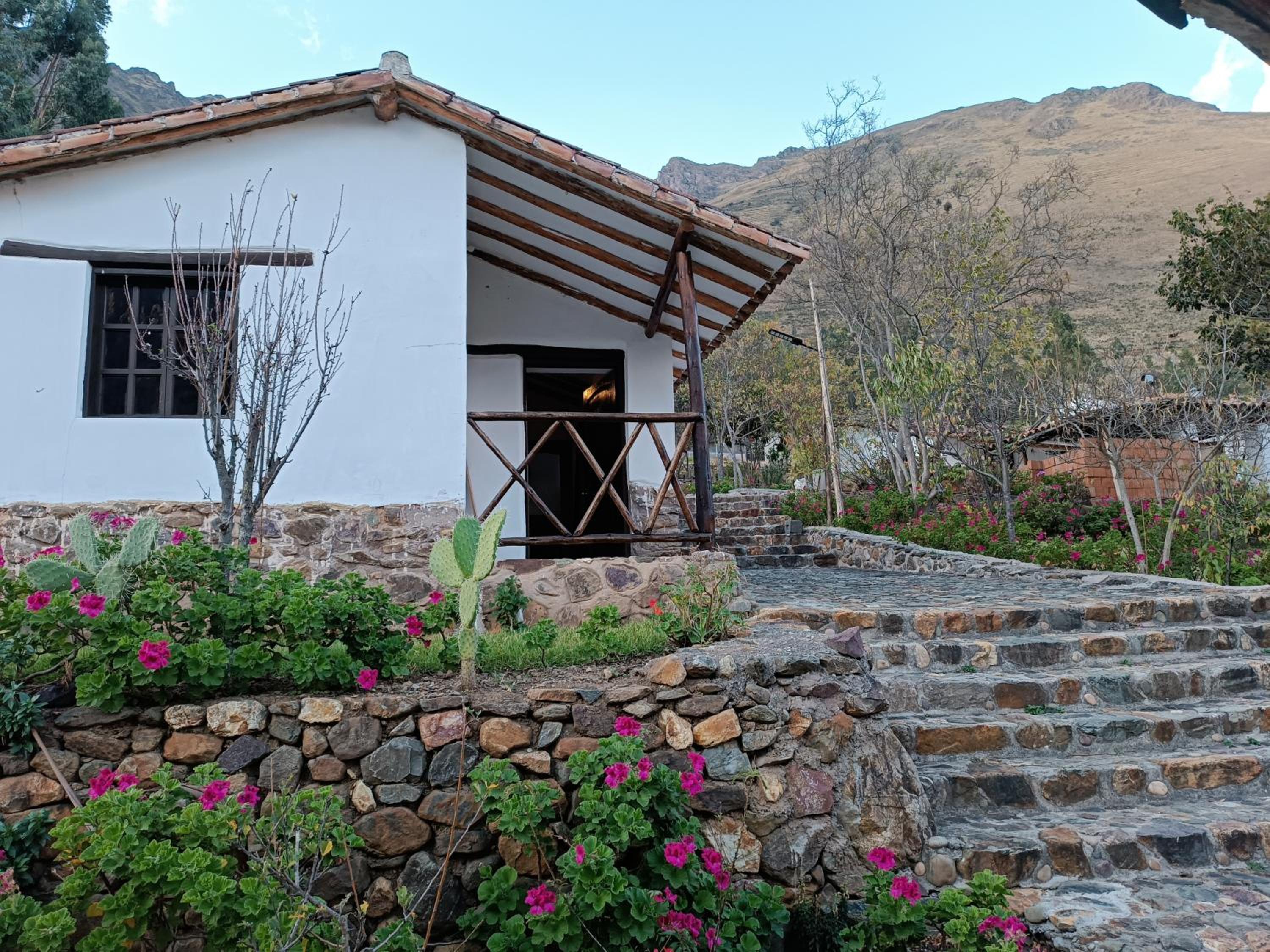 Tika bungalows hotel