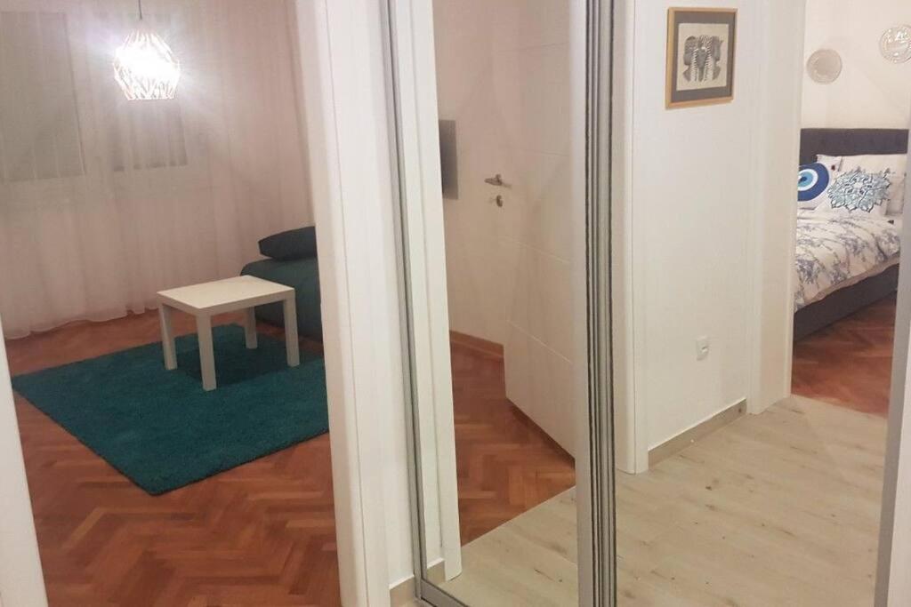 Apartman iza Boske
