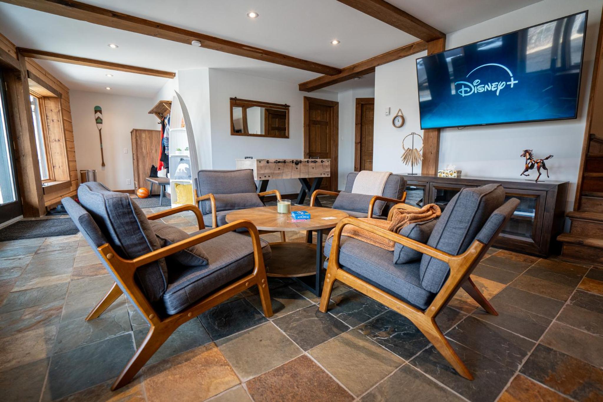 Le Charme BabyFoot SPA SmarTV Retreat Private domain