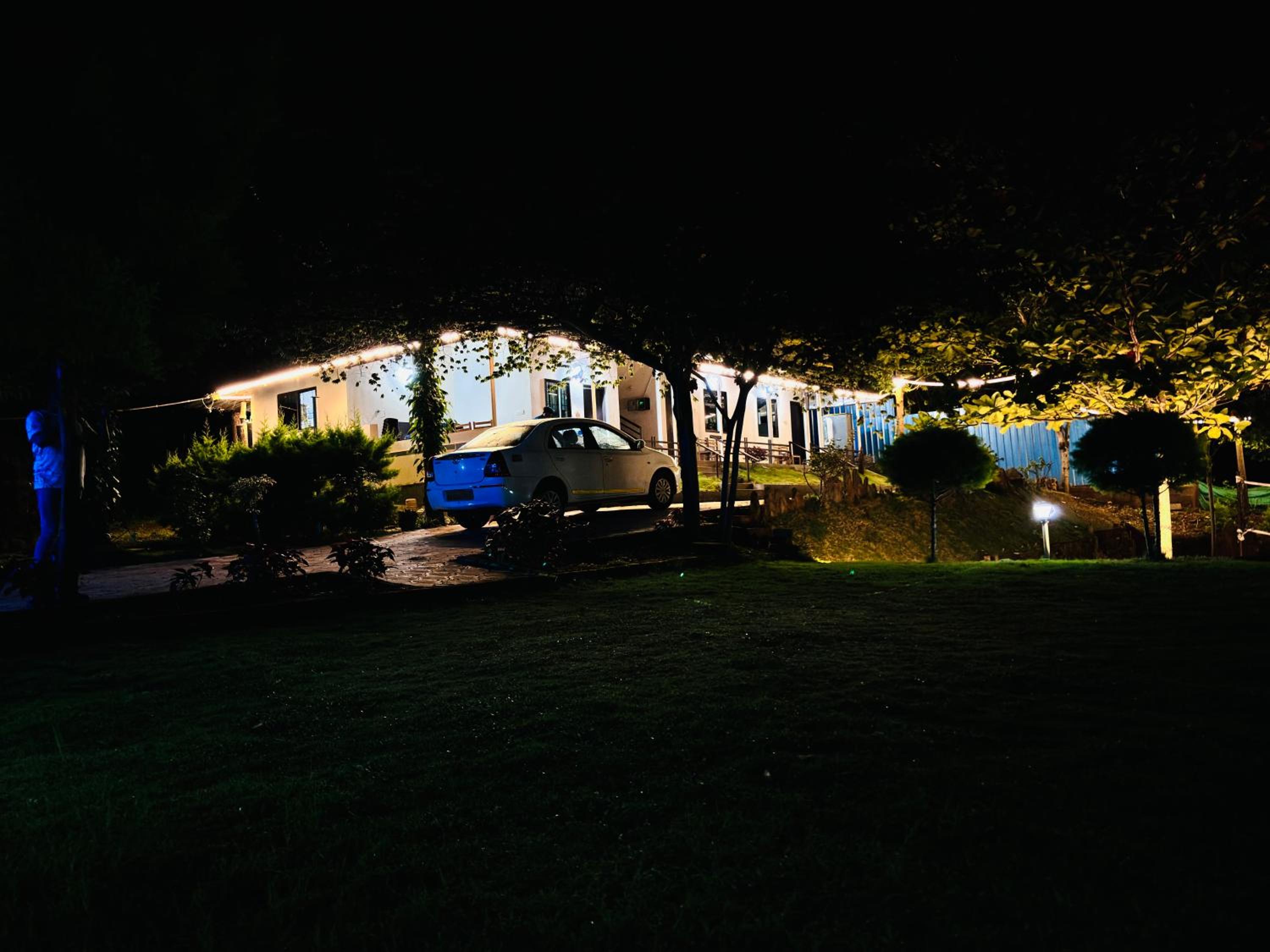 Photo 13