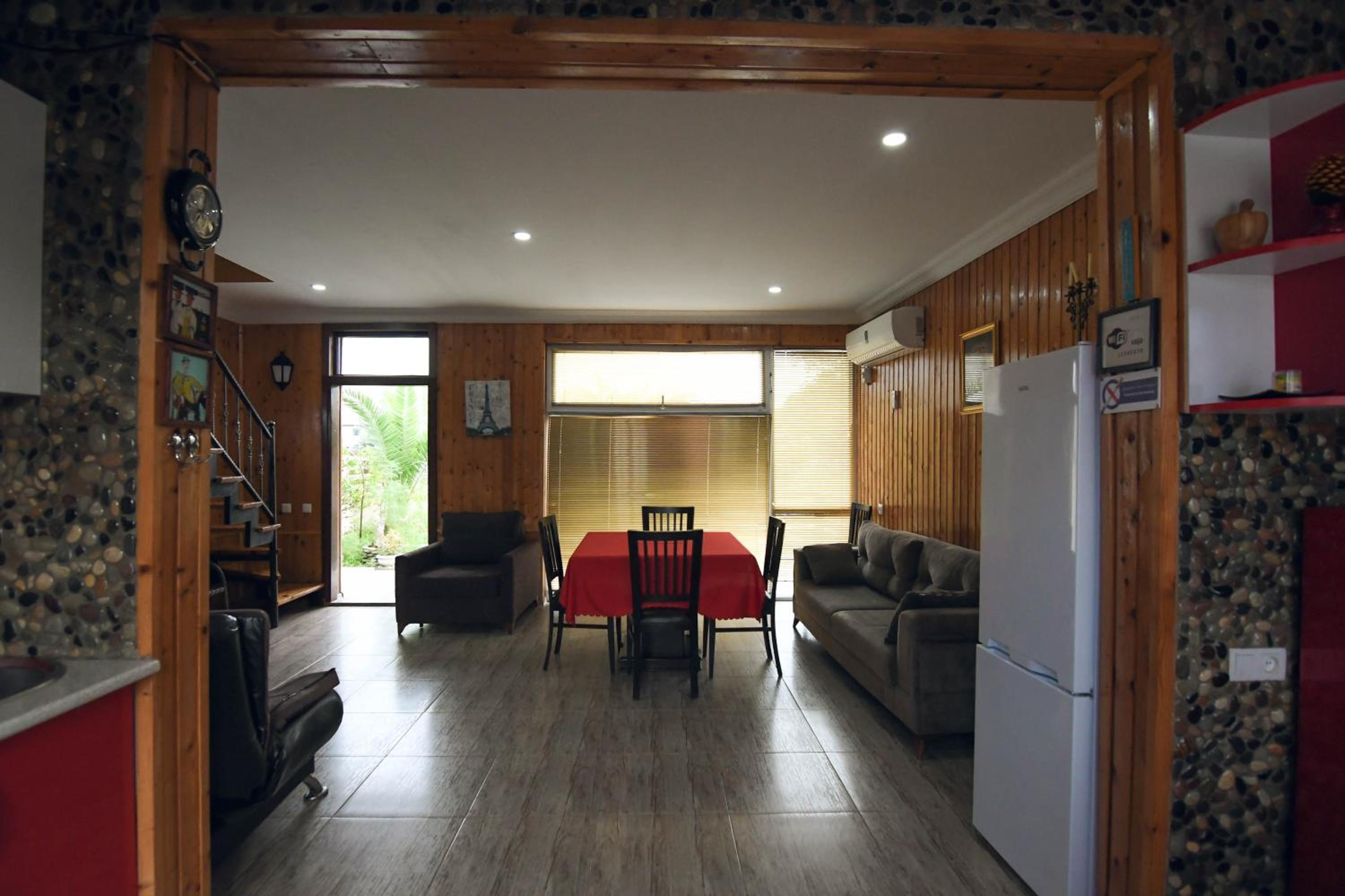 Photo 41