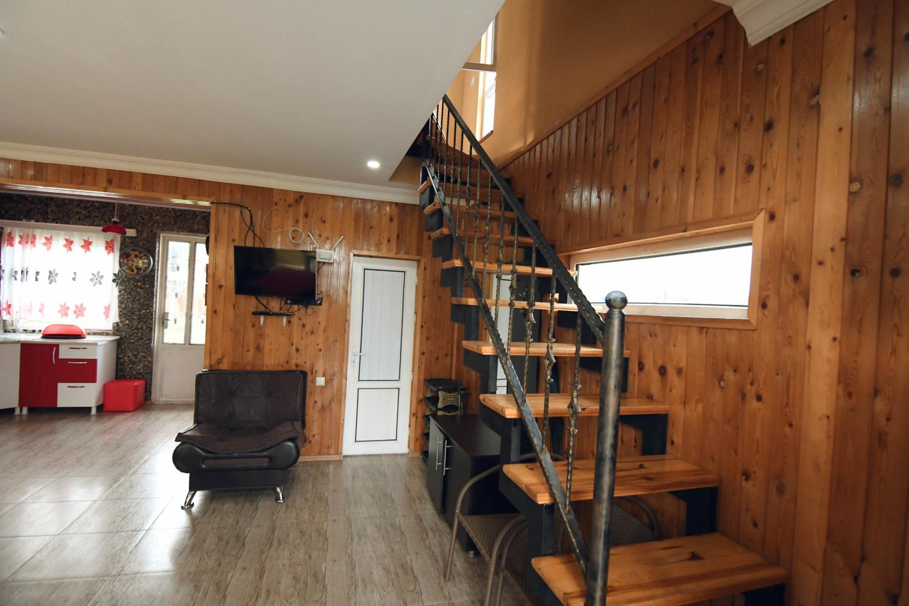 Photo 42