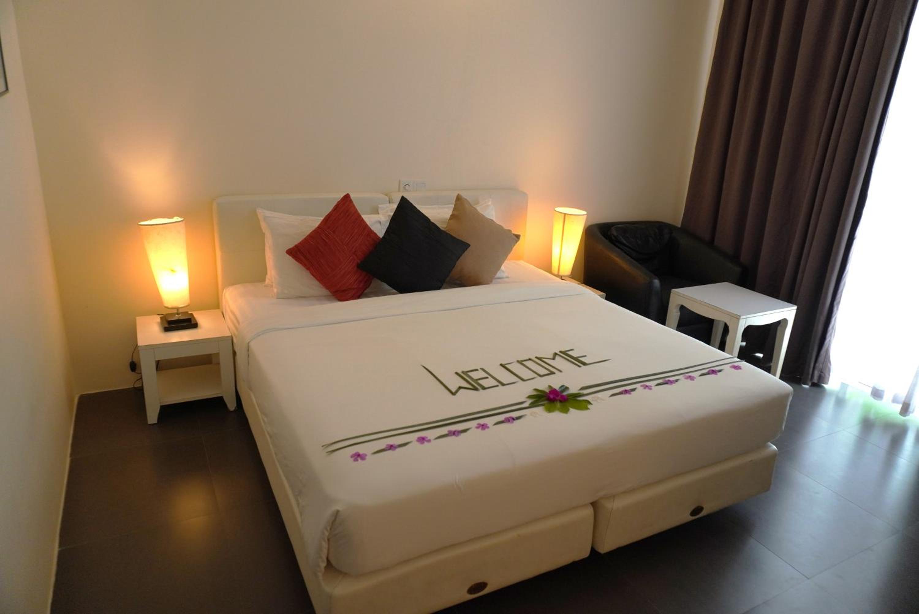 TME Retreats Dhigurah
