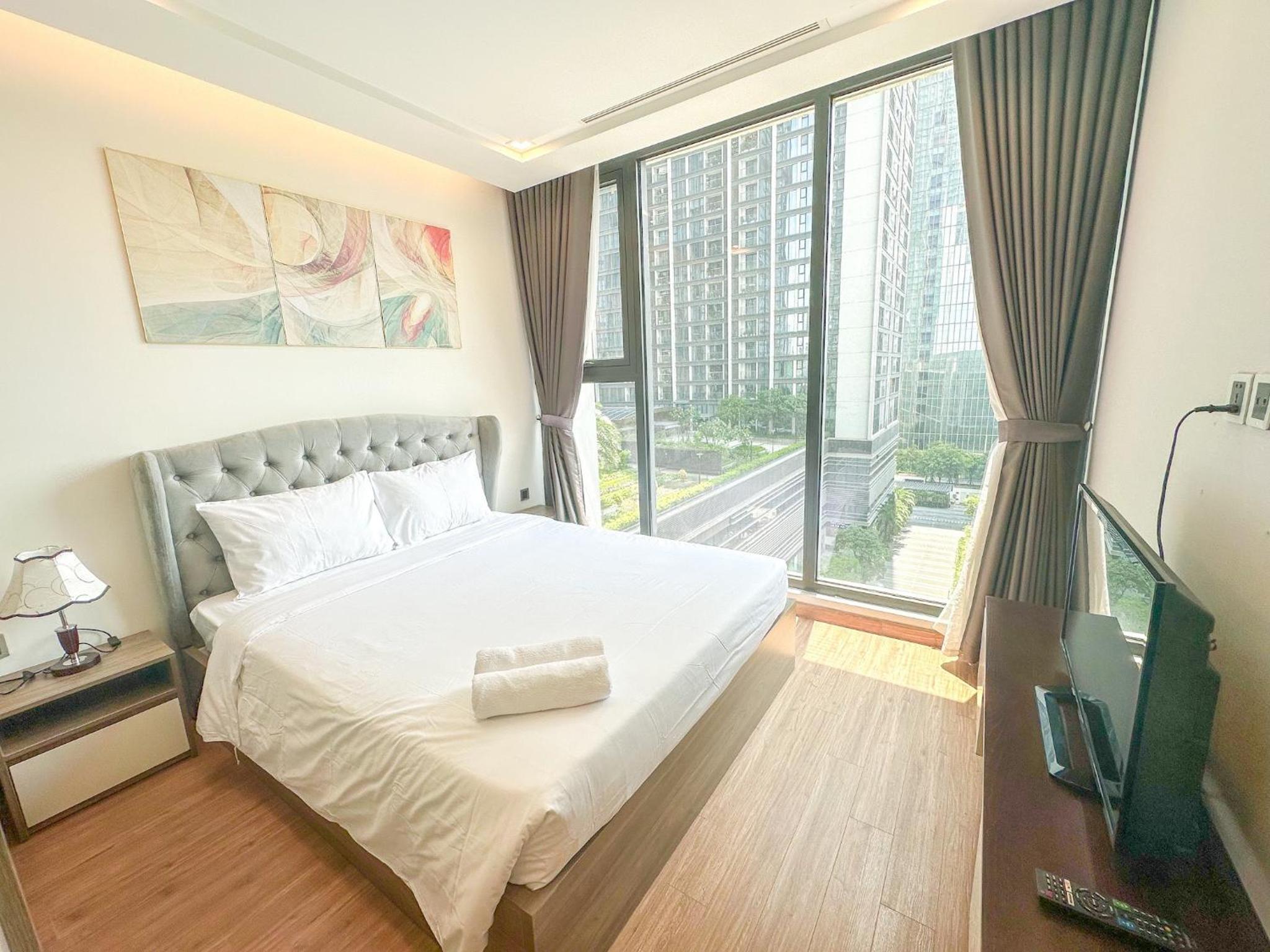 Premium Apartment Vinhomes Metropolis BaDinh