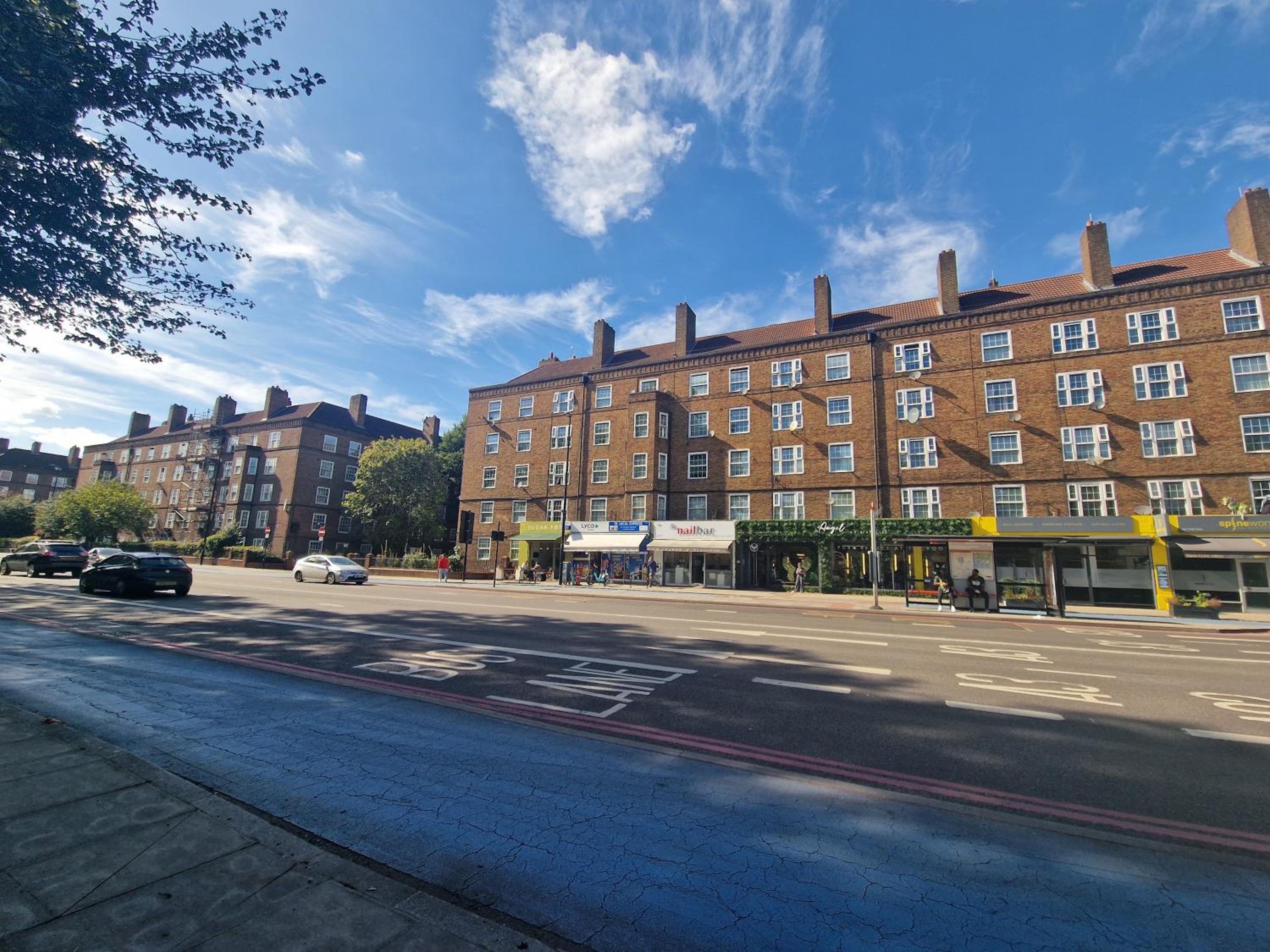 Comfortable 2 bedrooms flat in Oval Central London