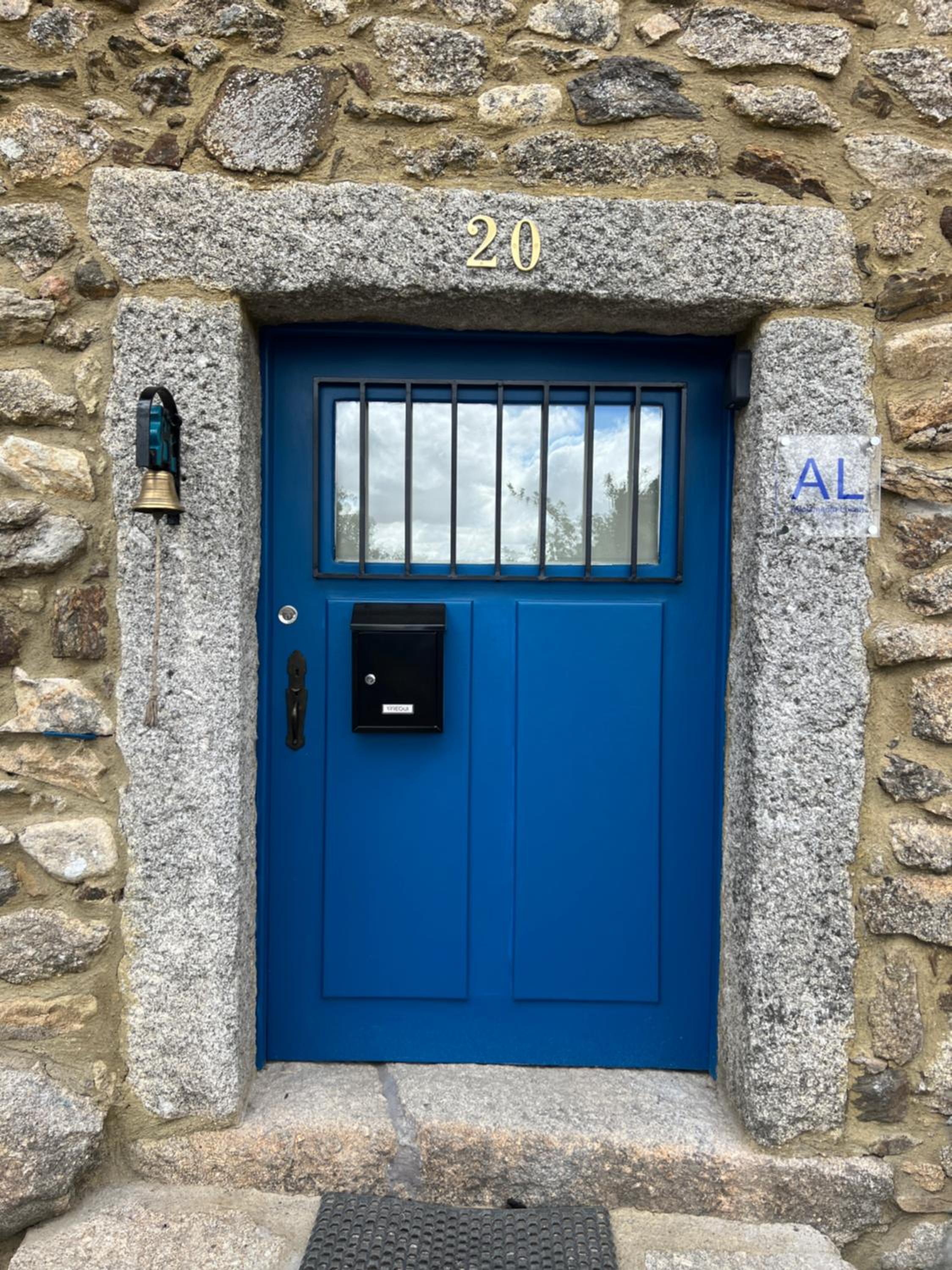 Photo 19