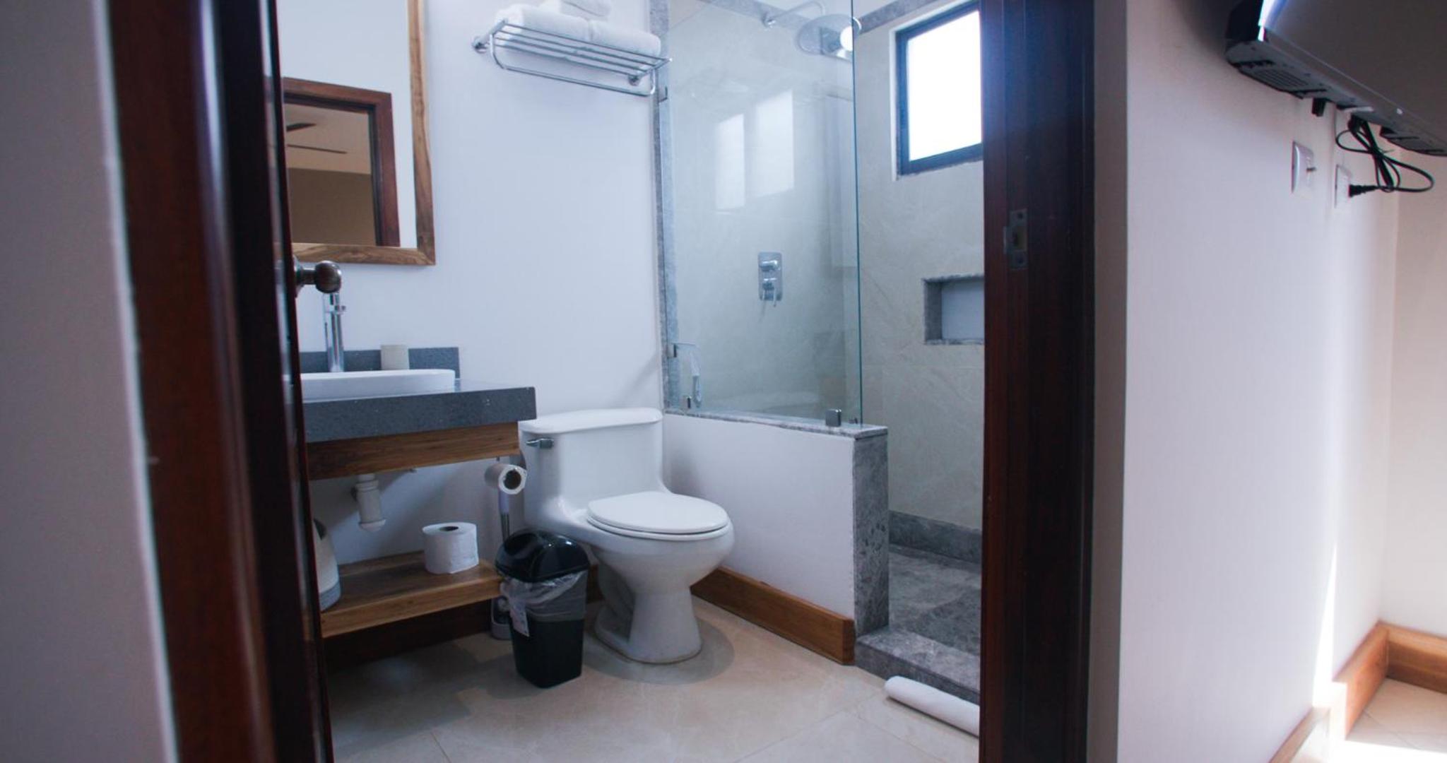 Full condo in Tamarindo, CR