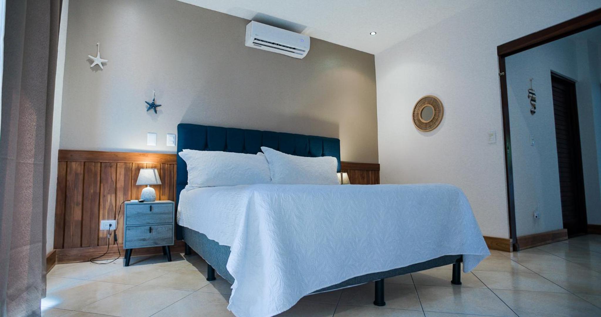Full condo in Tamarindo, CR