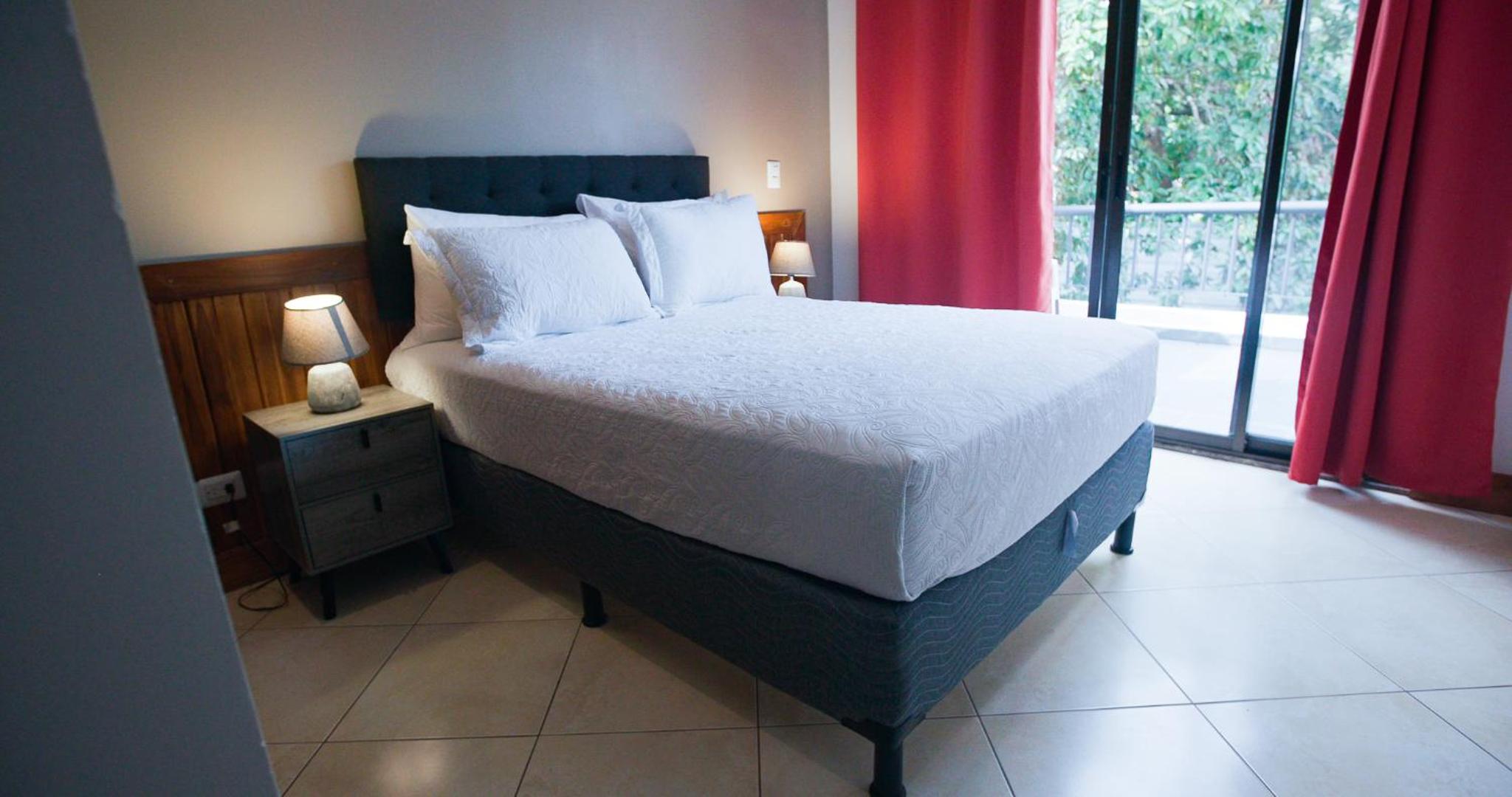 Full condo in Tamarindo, CR