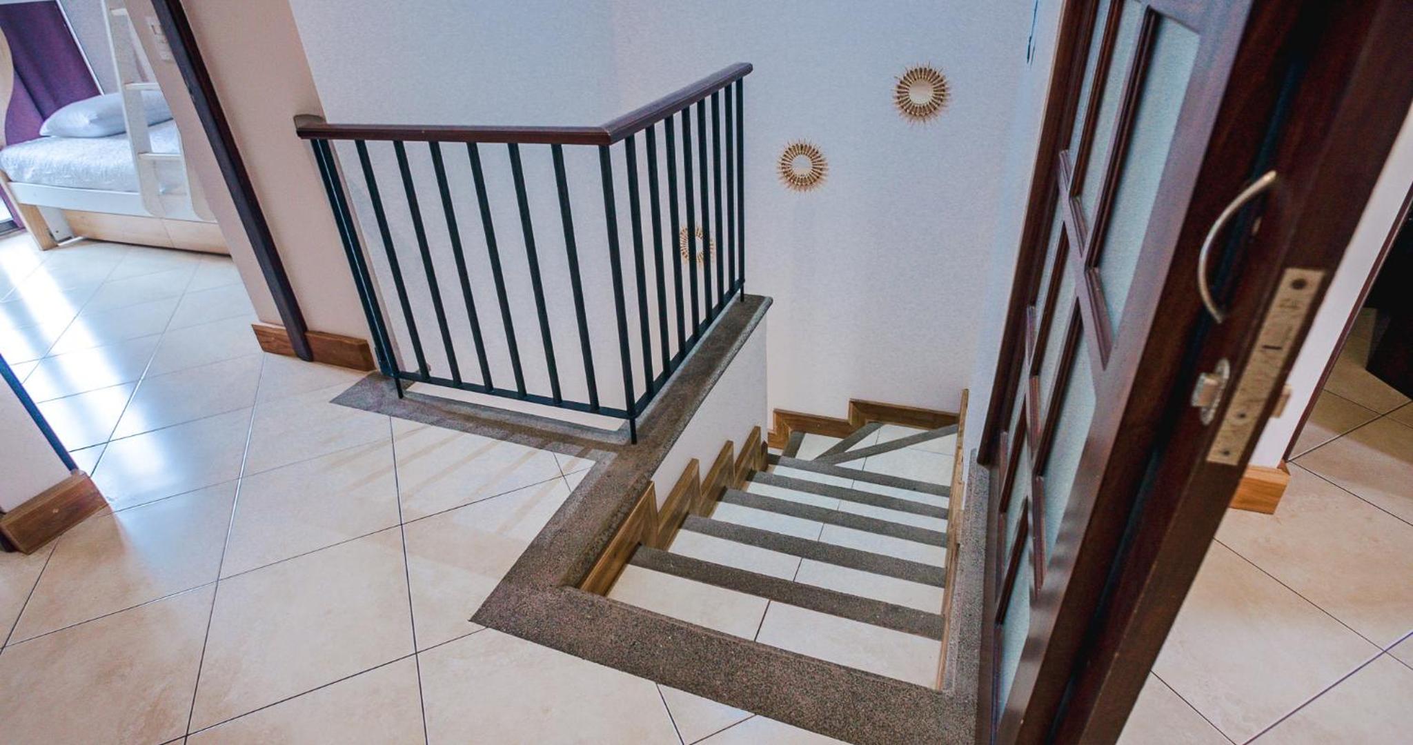 Full condo in Tamarindo, CR