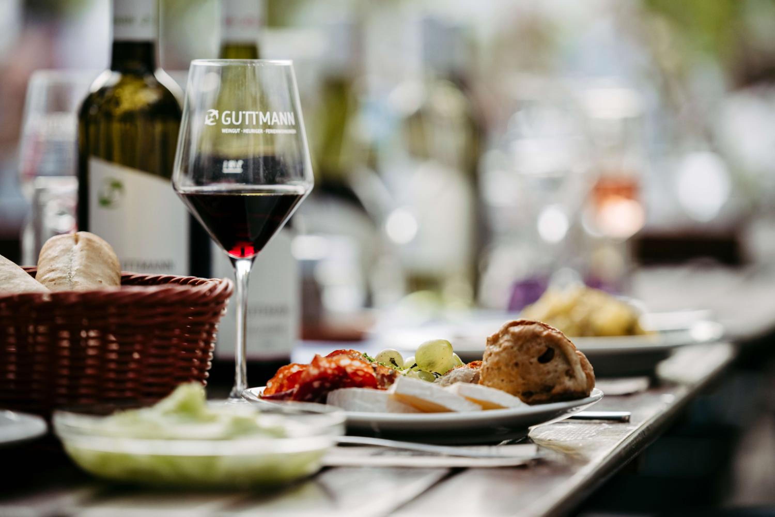 Weingut Guttmann - Apartment Schwalbennester