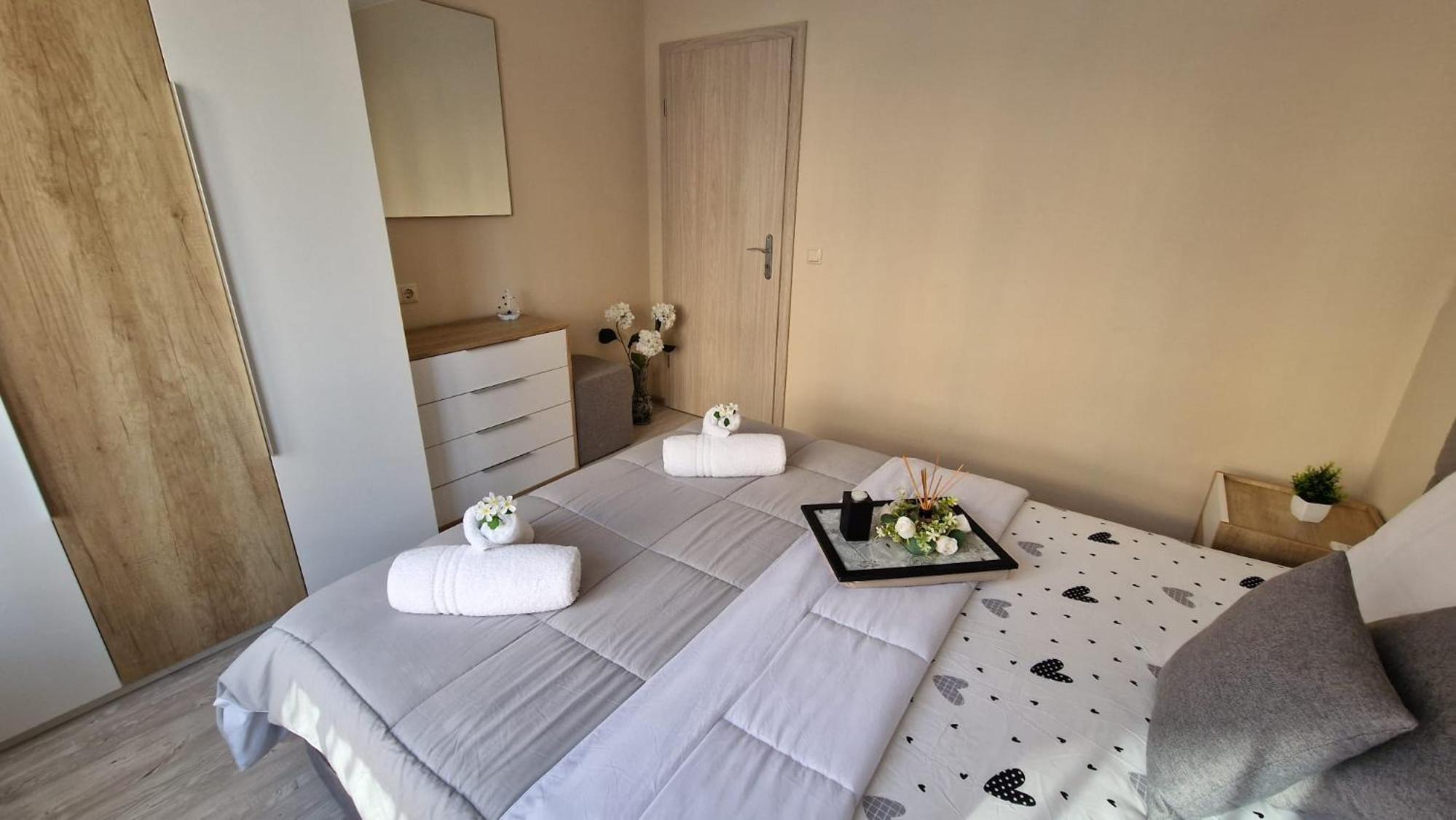 Sea Dreams Sunrise Apartment