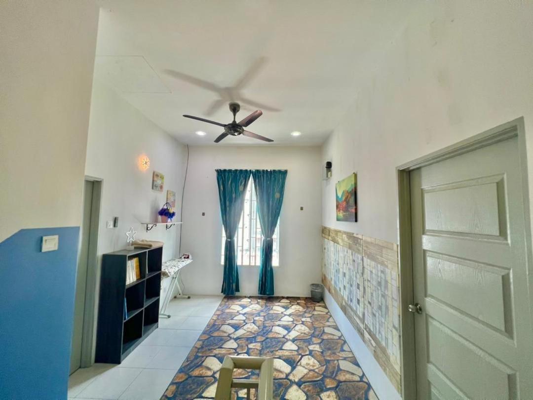Camelia Hijau Homestay 3 Bilik parking luas berhadapan Hospital Sultanah Bahiyah Alor Setar photo 7