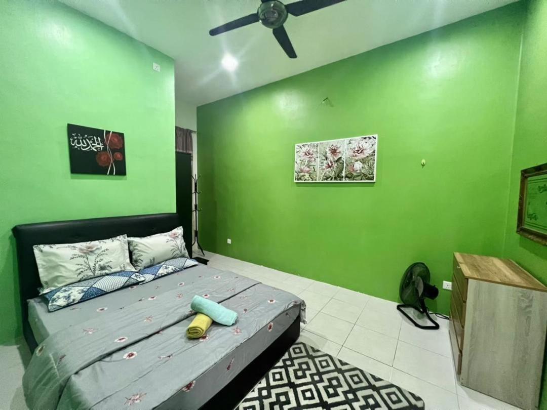 Camelia Hijau Homestay 3 Bilik parking luas berhadapan Hospital Sultanah Bahiyah Alor Setar photo 8