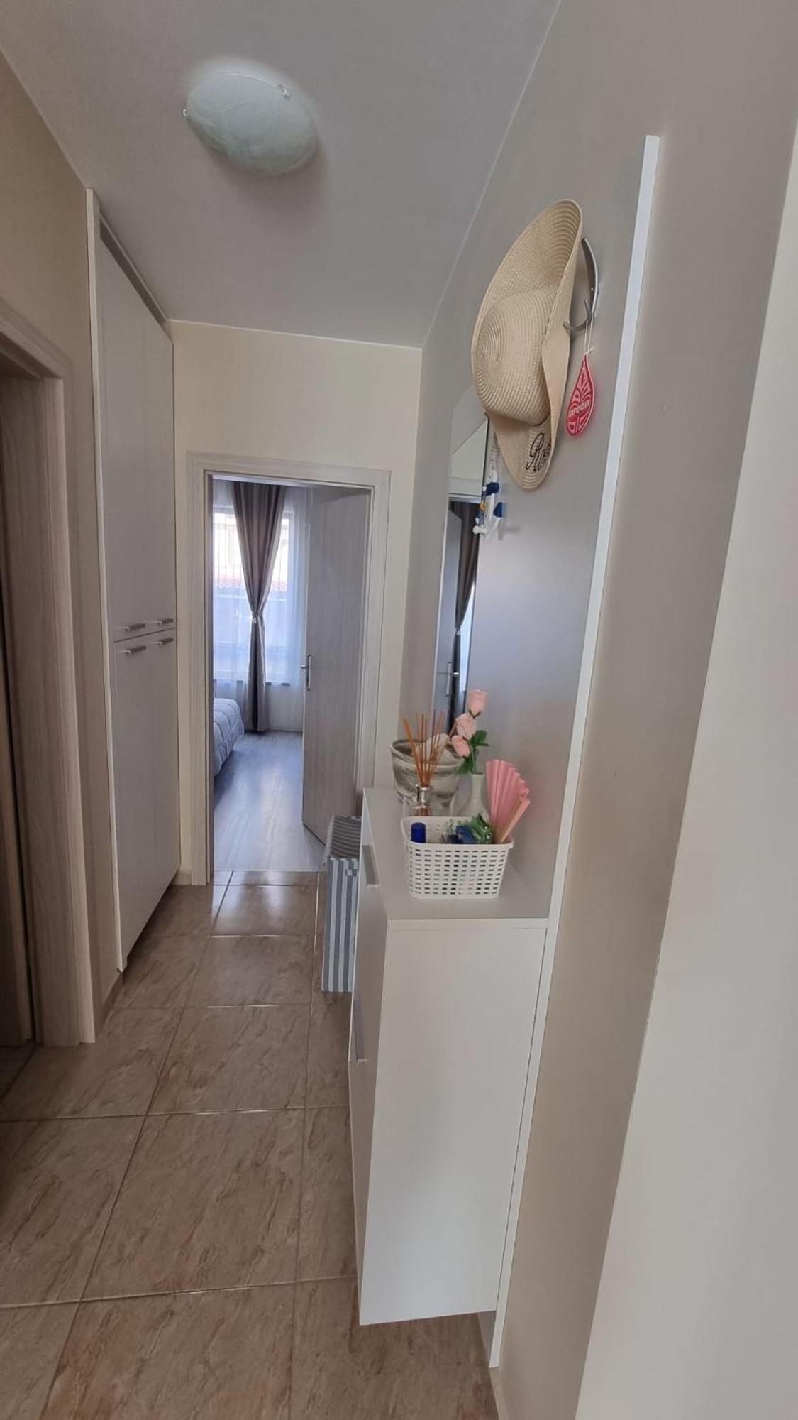 Sea Dreams Sunrise Apartment
