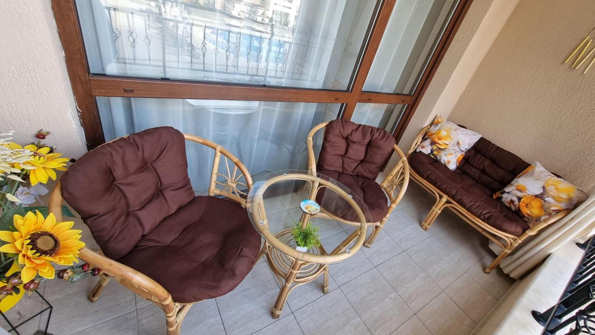 Sea Dreams Sunrise Apartment