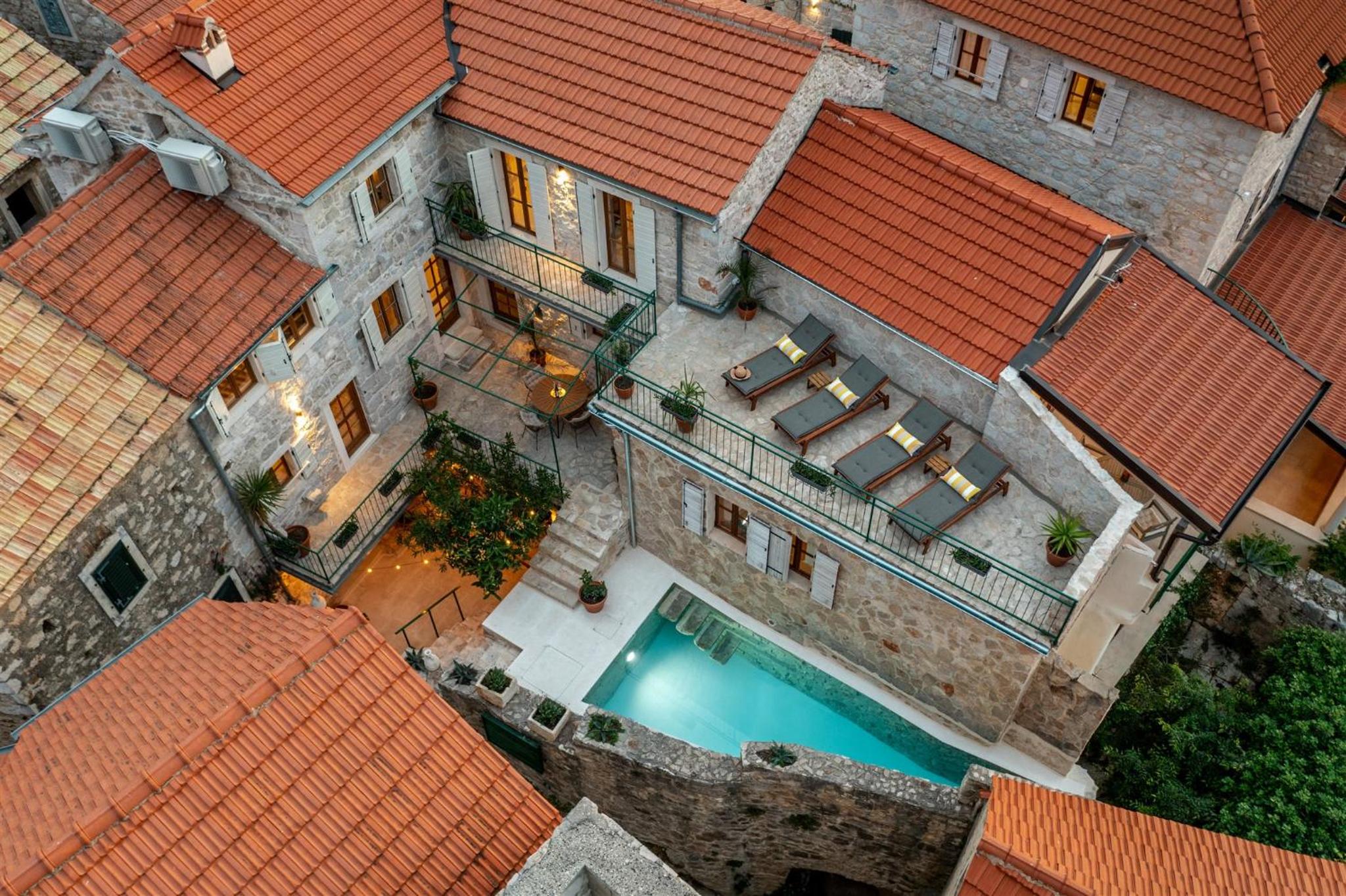 B&B in Dvor Pitve Villa view 3