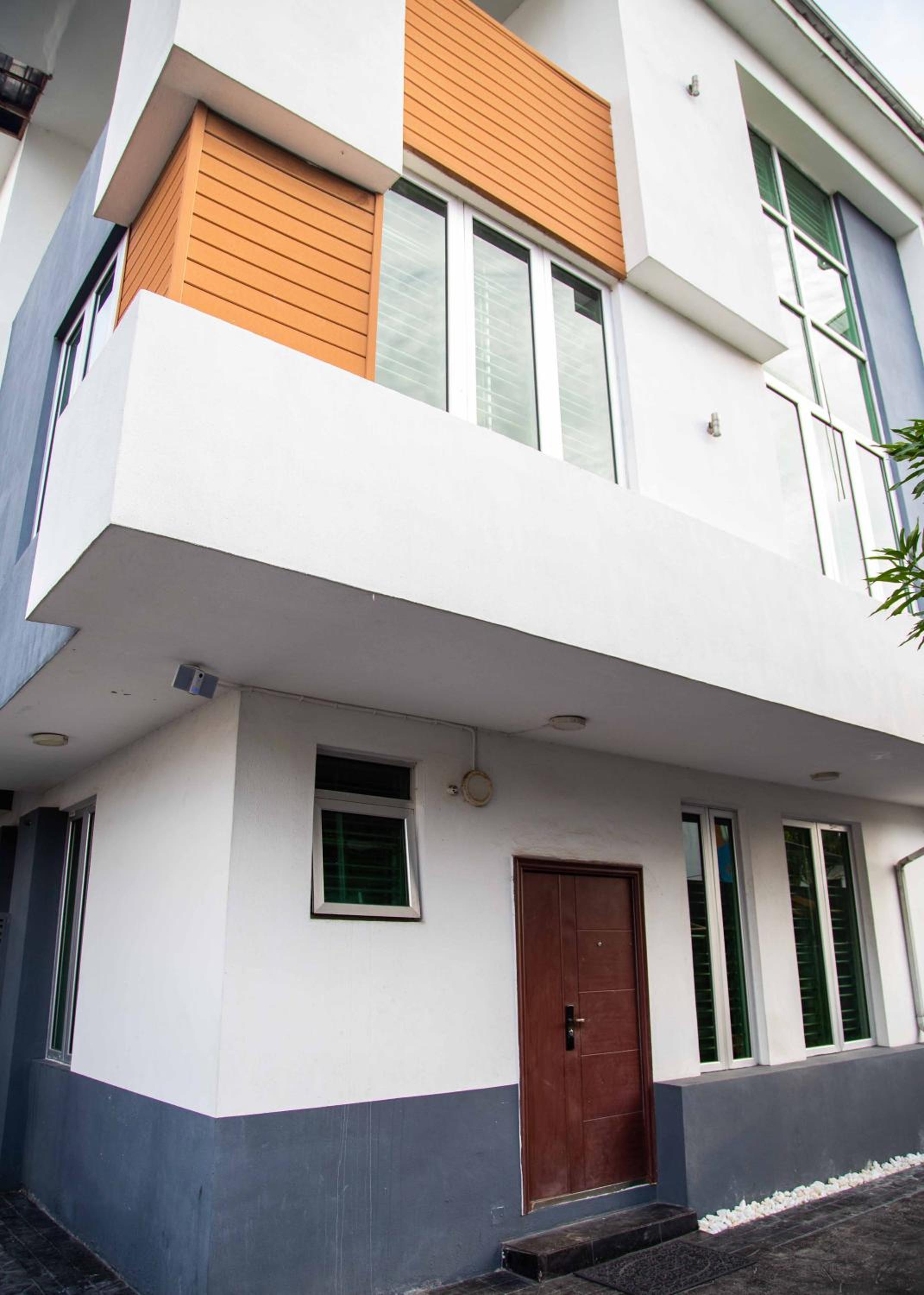 Luxury Apartment Richmond Gate