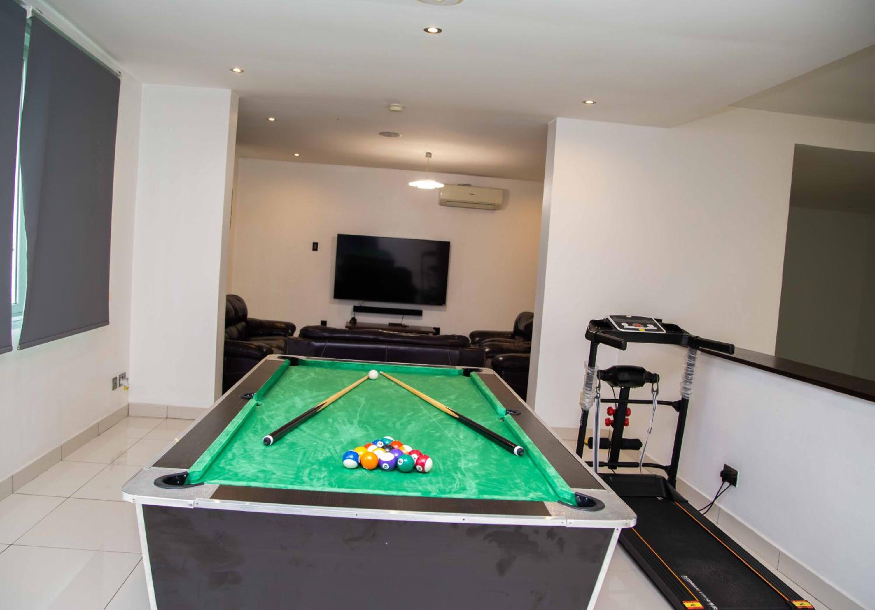 Luxury Apartment Richmond Gate
