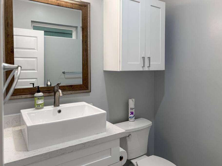 3-Story Downtown Houston Getaway