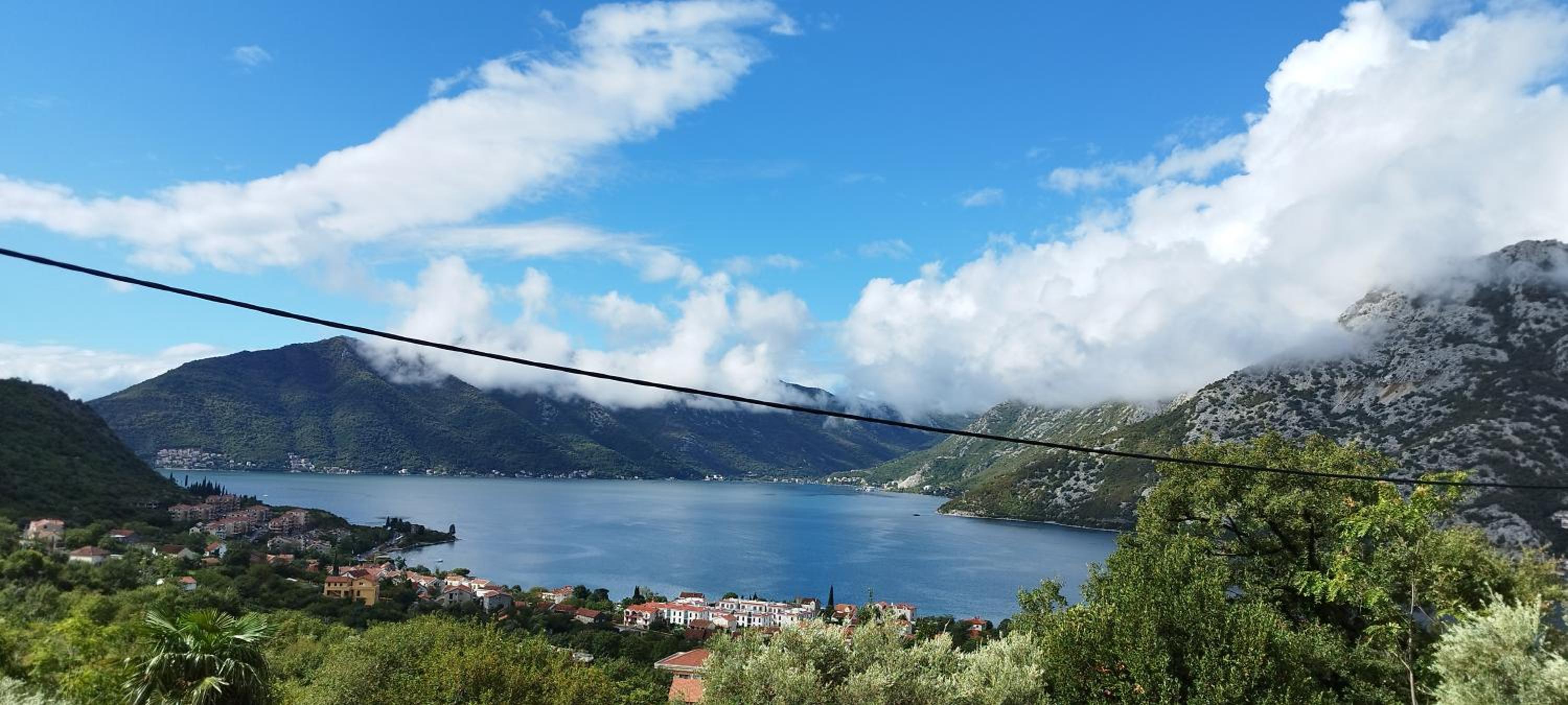 Tamaris apartments Risan