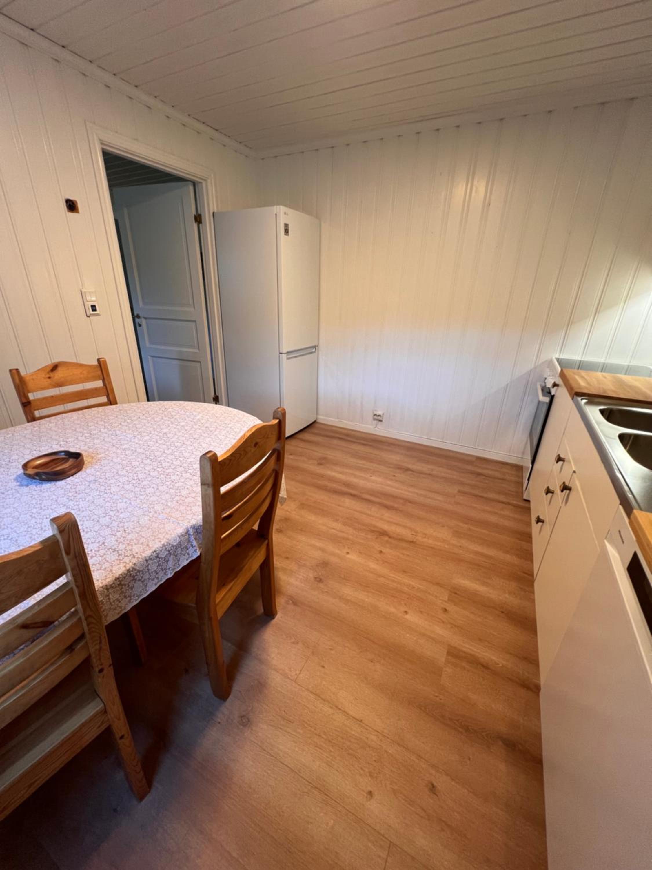Charming Apartment steps from city center view 5